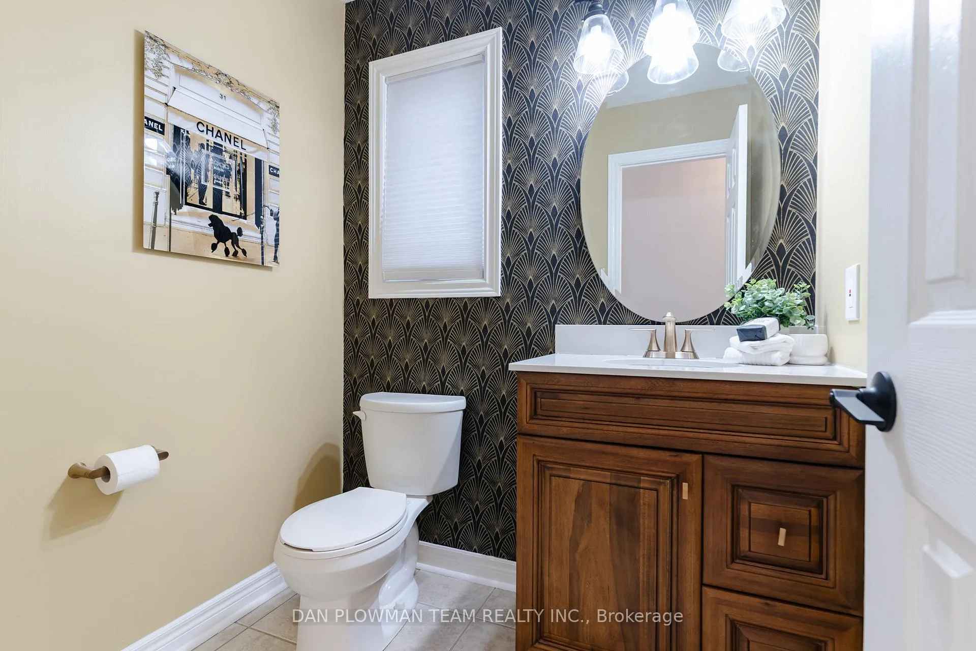 Photo 17 of 27 McCourt Drive, Ajax, South East — HOMEH