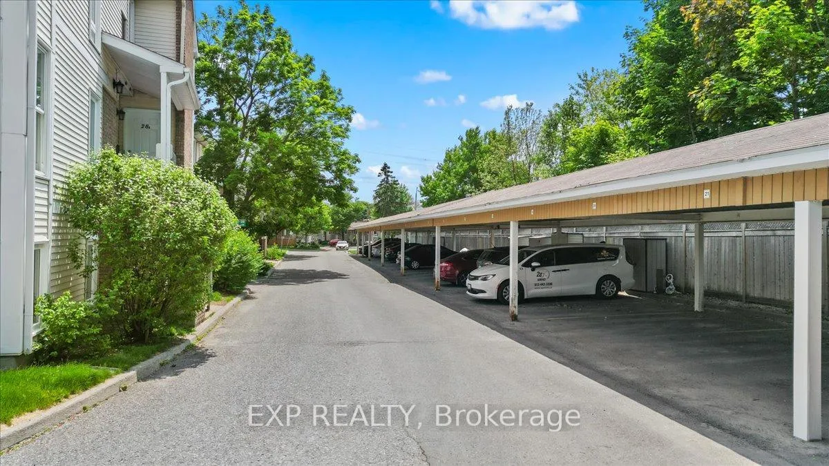Photo 4 of Unit B, 207 Woodfield Drive, Ottawa, Tanglewood — HOMEH