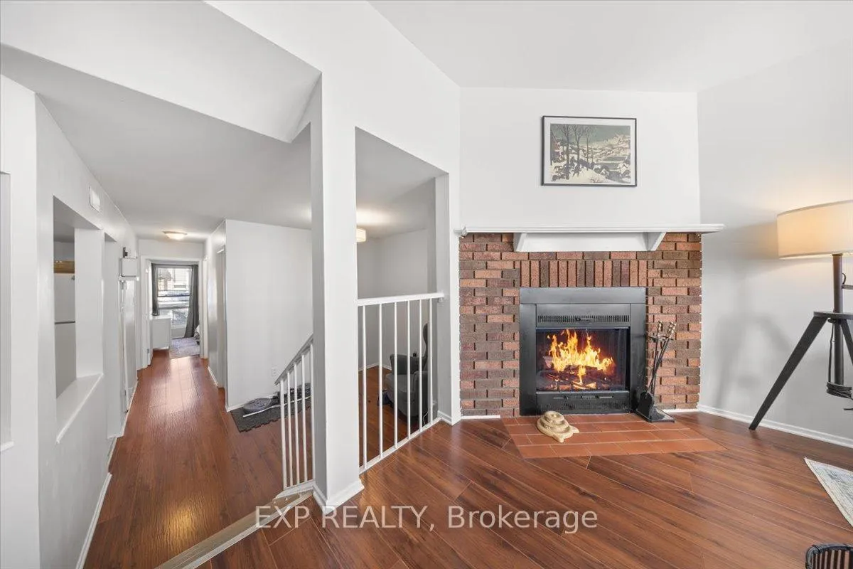 Photo 8 of Unit B, 207 Woodfield Drive, Ottawa, Tanglewood — HOMEH