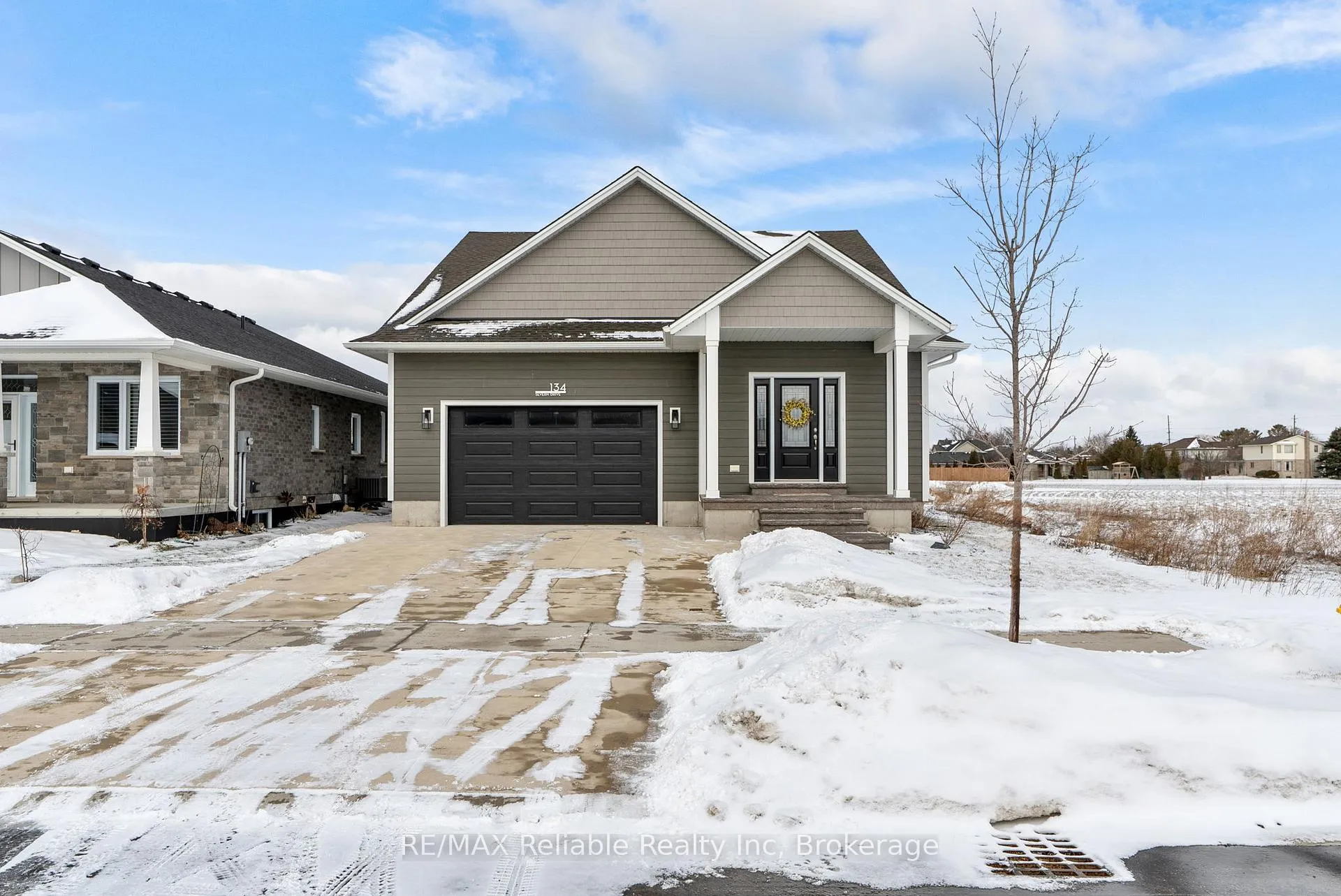 Photo 2 of 134 Severn Drive, Goderich, Goderich (Town) — HOMEH