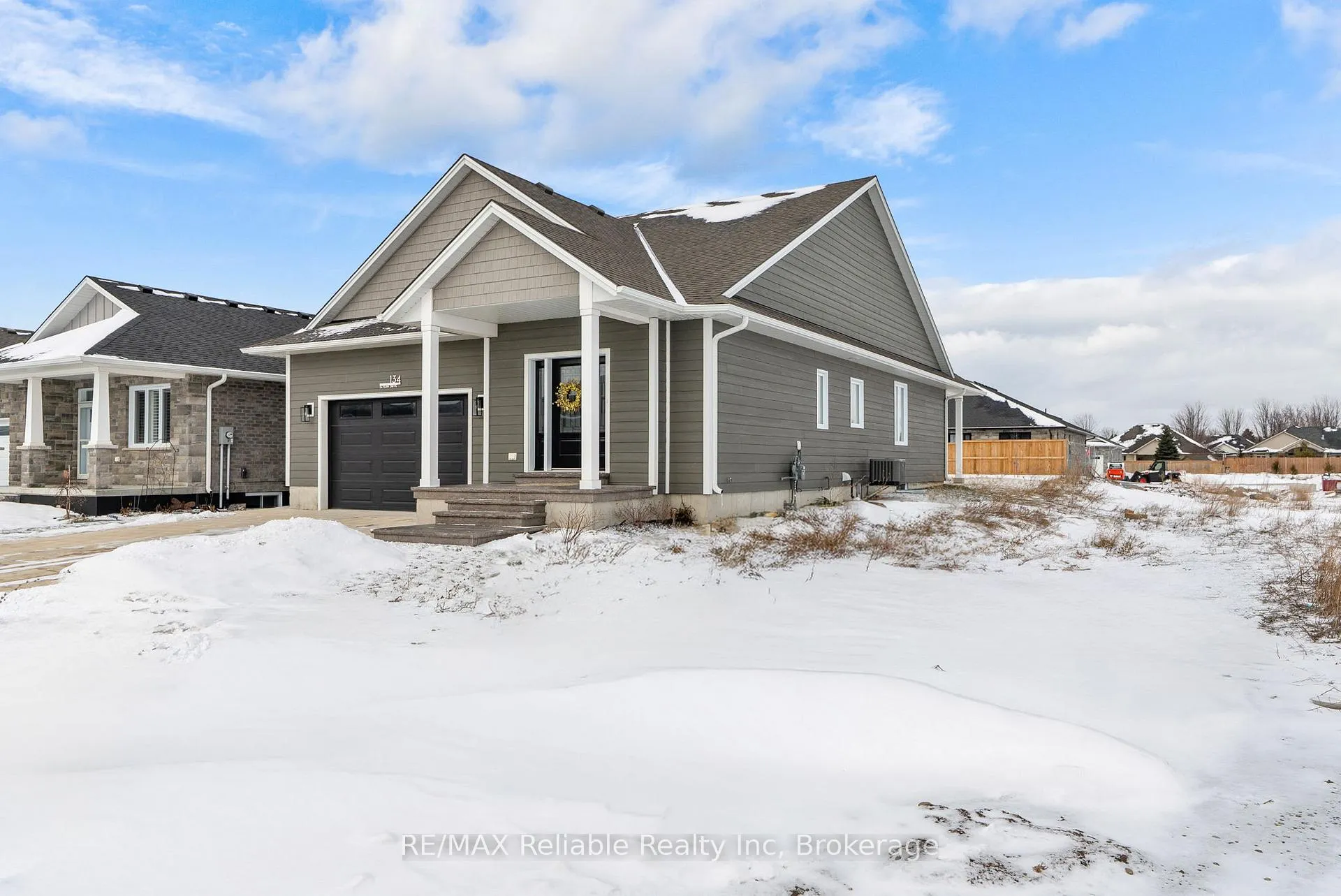 Photo 3 of 134 Severn Drive, Goderich, Goderich (Town) — HOMEH