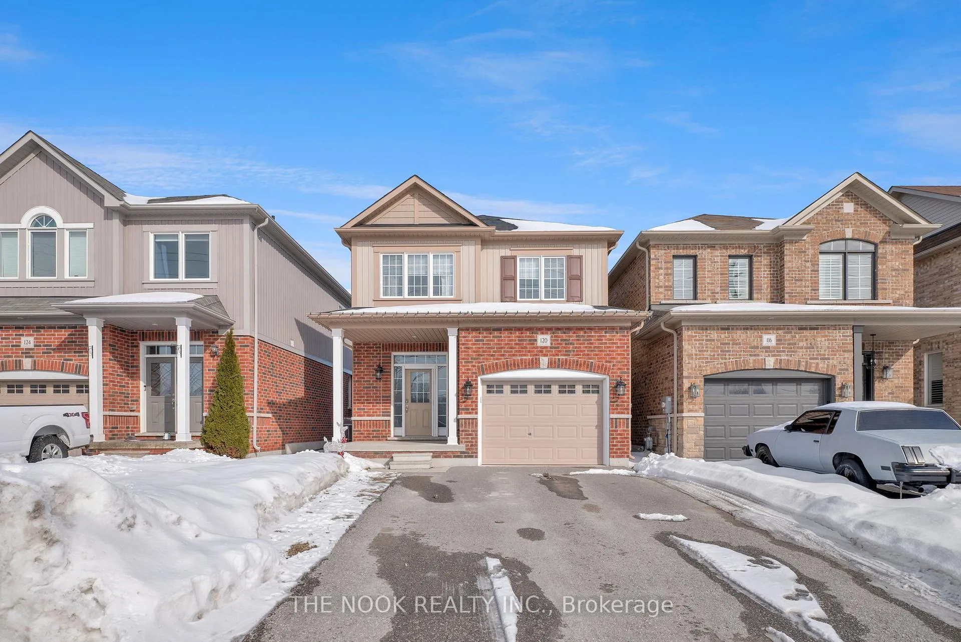 Photo 2 of 120 Elmer Adams Drive, Clarington, Courtice — HOMEH