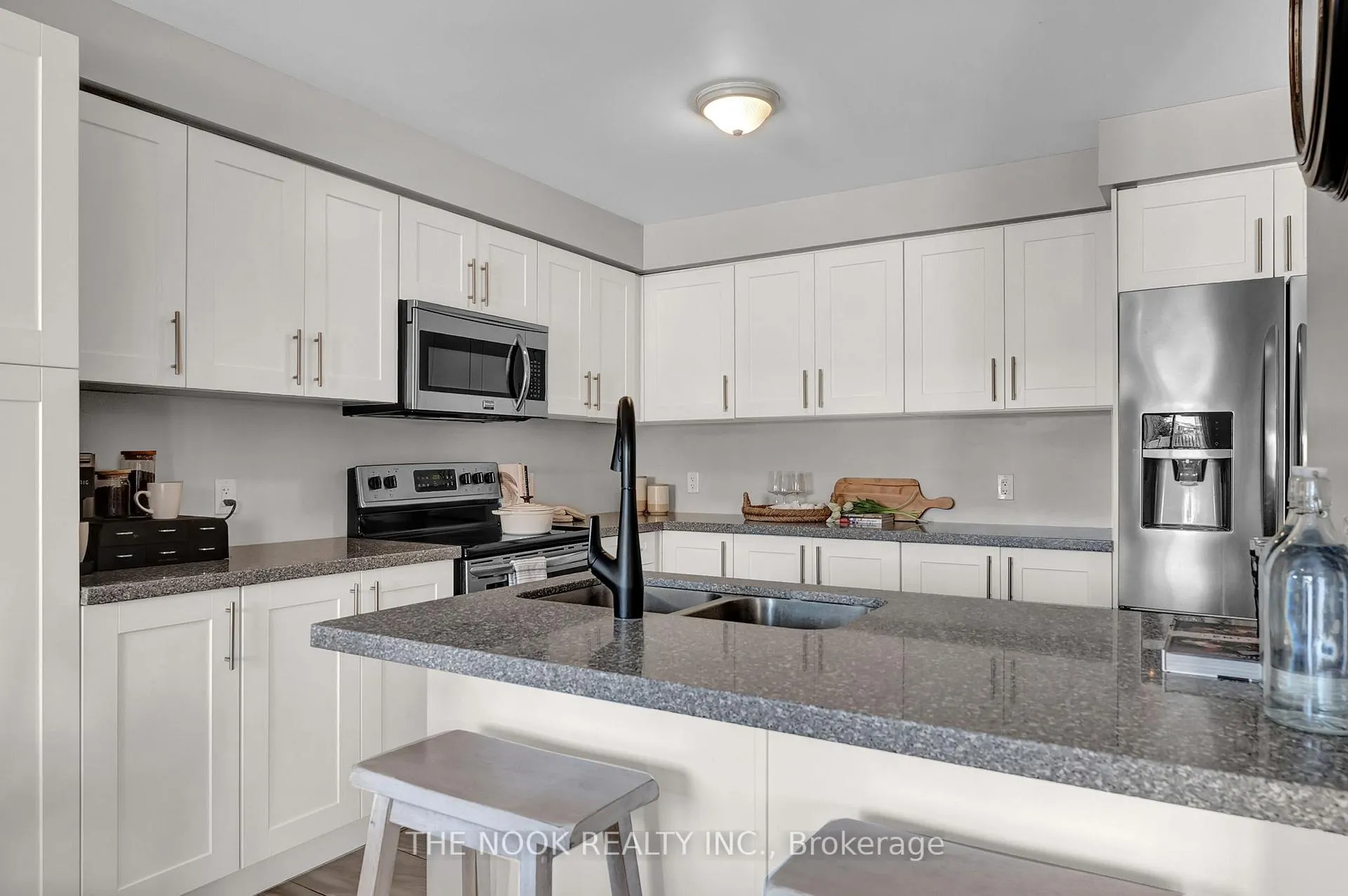 Photo 11 of 120 Elmer Adams Drive, Clarington, Courtice — HOMEH