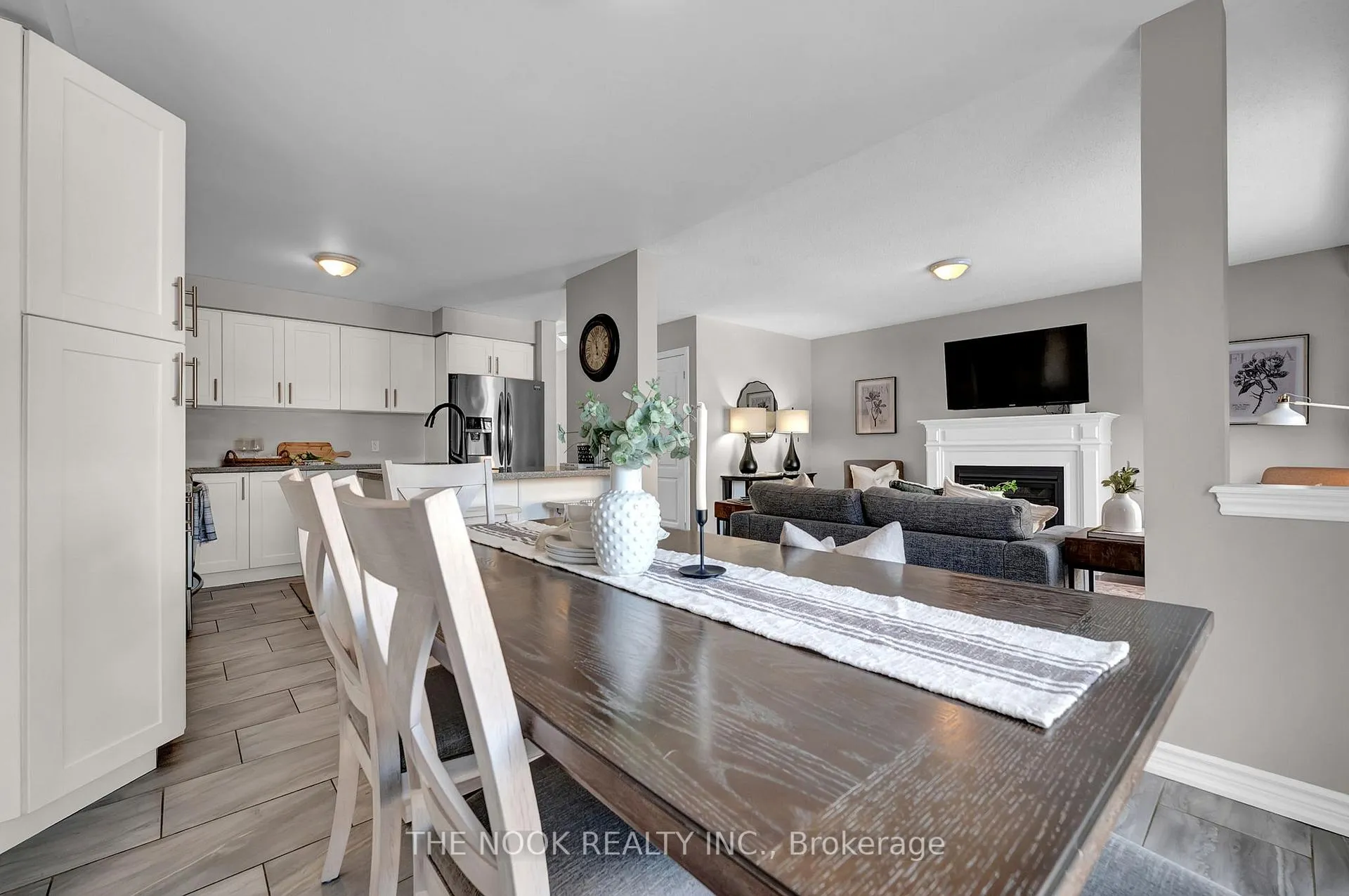Photo 15 of 120 Elmer Adams Drive, Clarington, Courtice — HOMEH