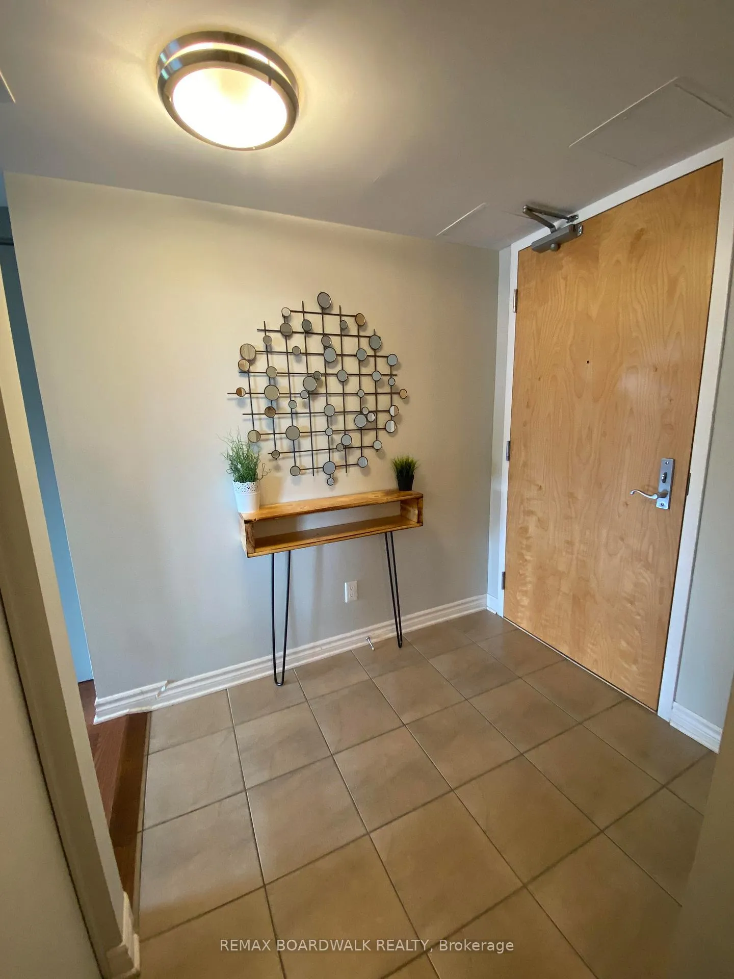 Photo 2 of Unit 610, 250 Lett Street, Ottawa, West Centre Town — HOMEH