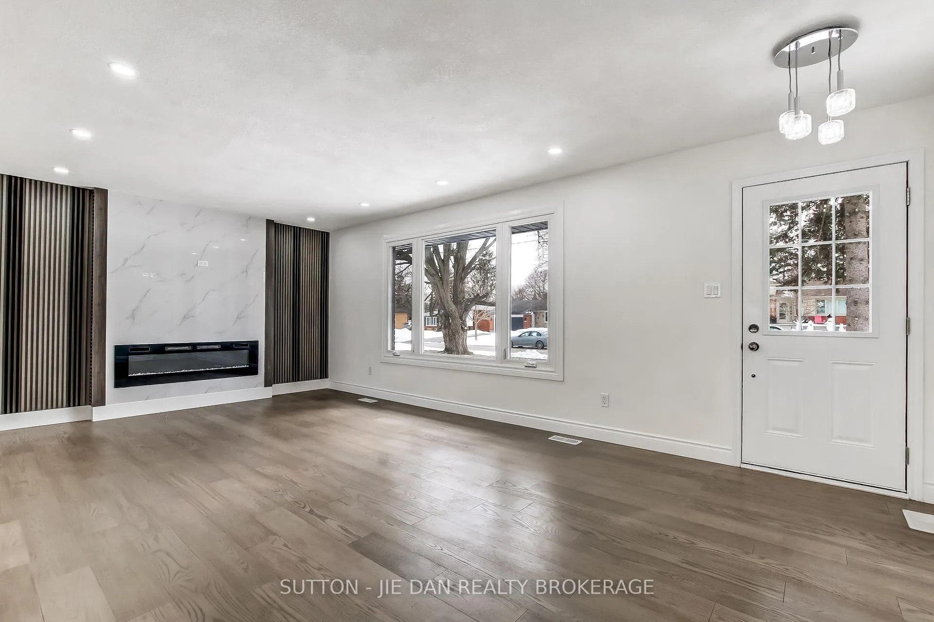 Photo 5 of 12 Field Road, London, South V — HOMEH