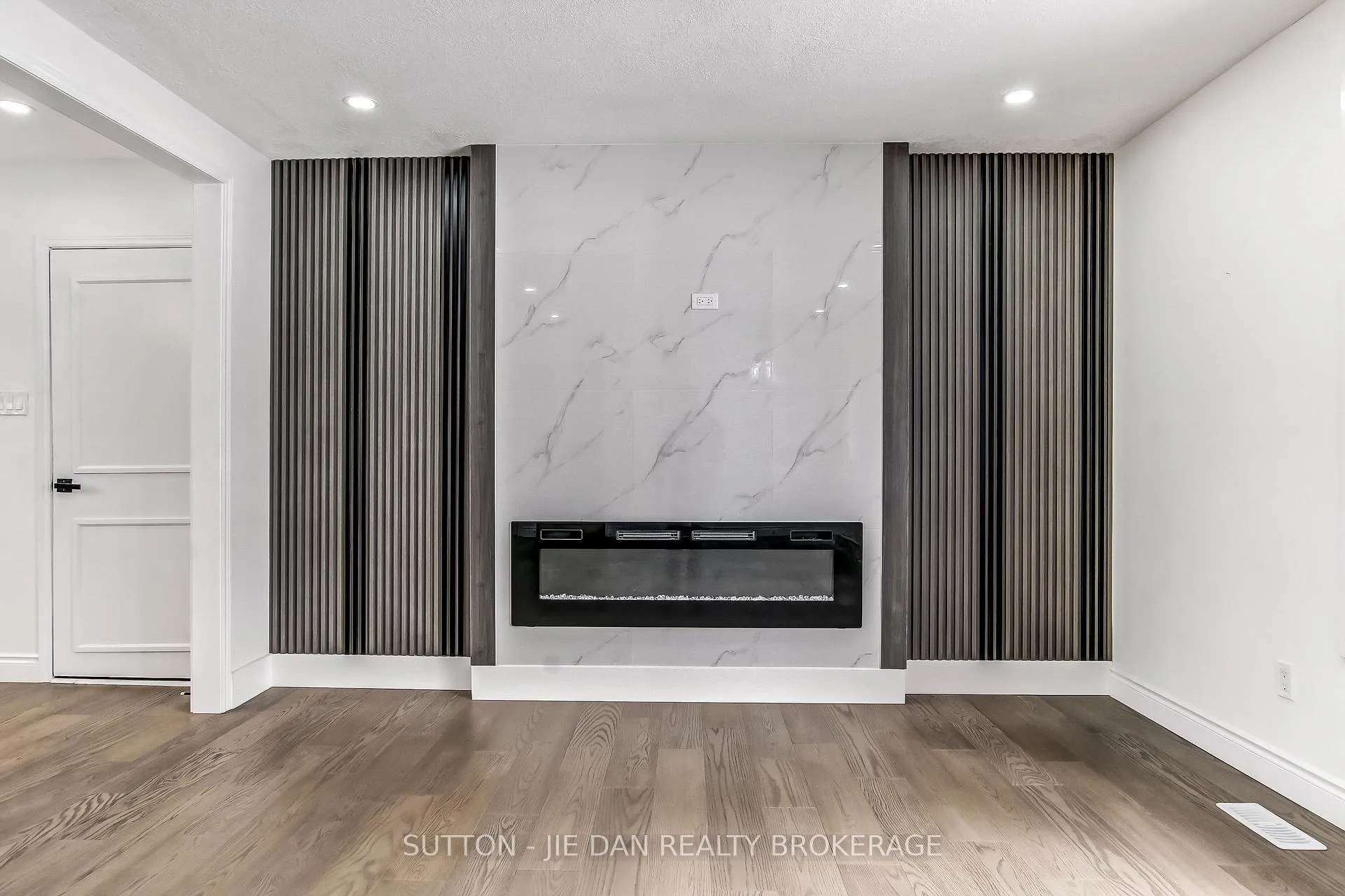 Photo 6 of 12 Field Road, London, South V — HOMEH