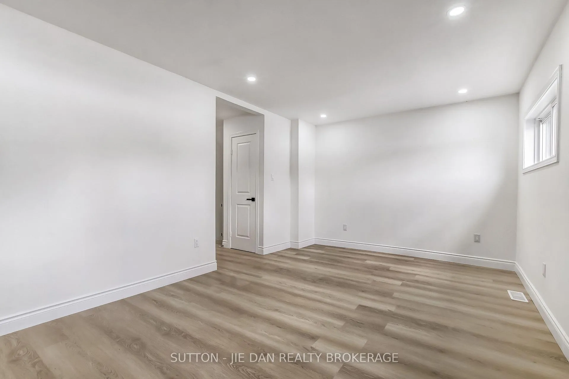 Photo 15 of 12 Field Road, London, South V — HOMEH
