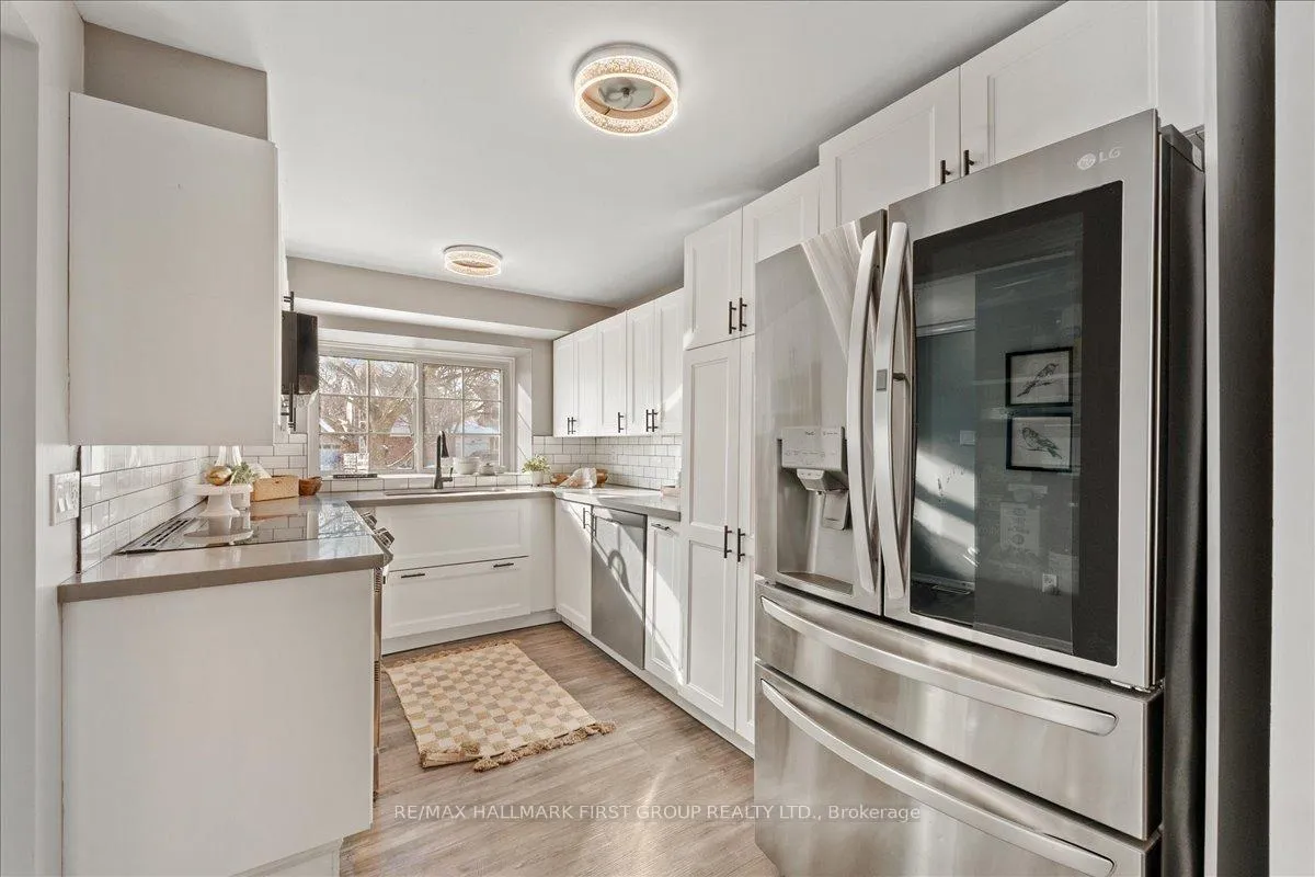 Photo 3 of 1793 Walnut Lane, Pickering, Liverpool — HOMEH