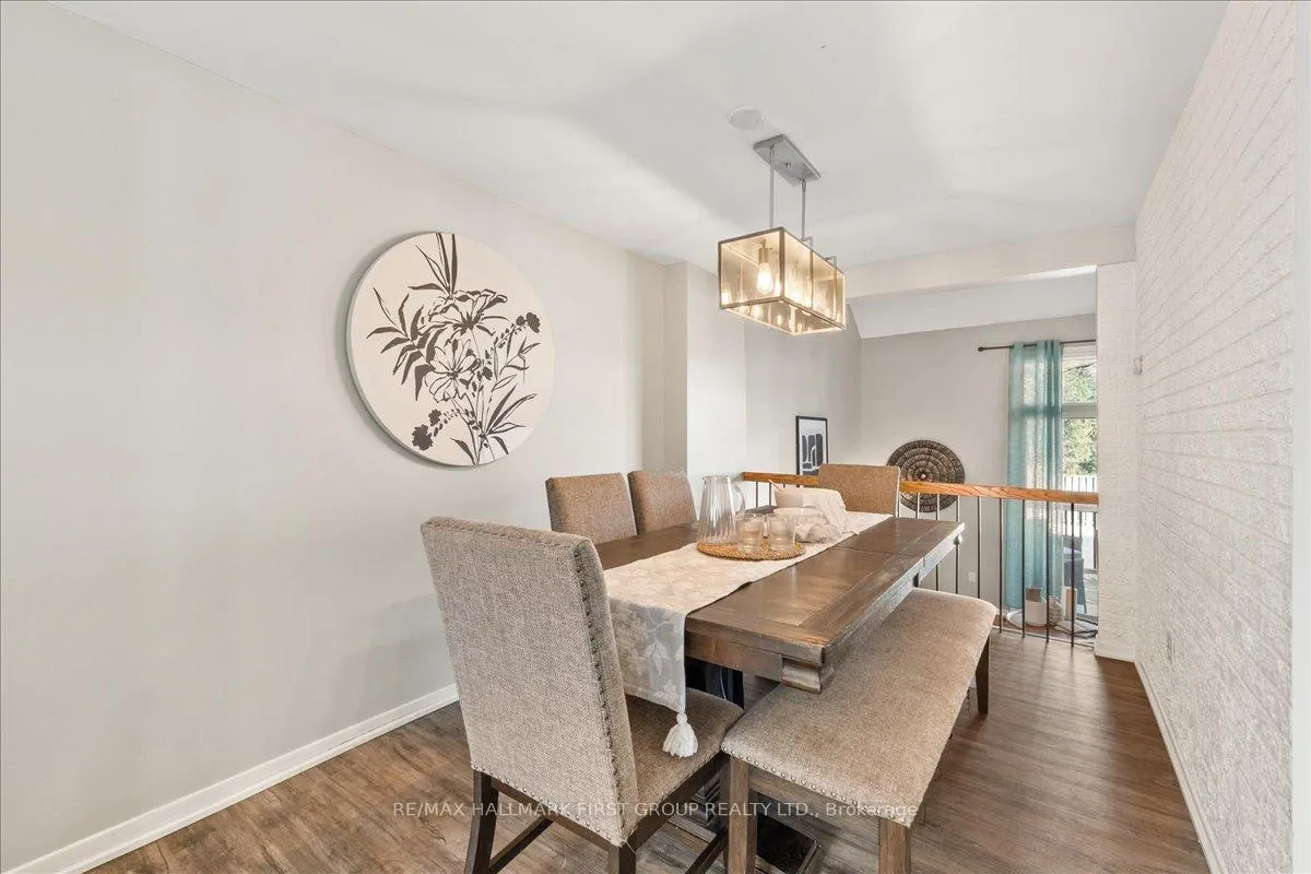 Photo 9 of 1793 Walnut Lane, Pickering, Liverpool — HOMEH