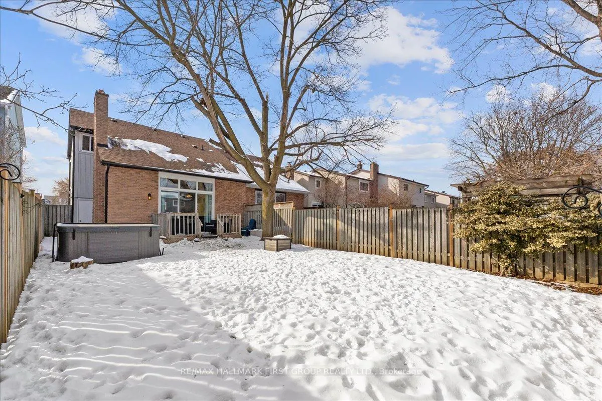 Photo 33 of 1793 Walnut Lane, Pickering, Liverpool — HOMEH