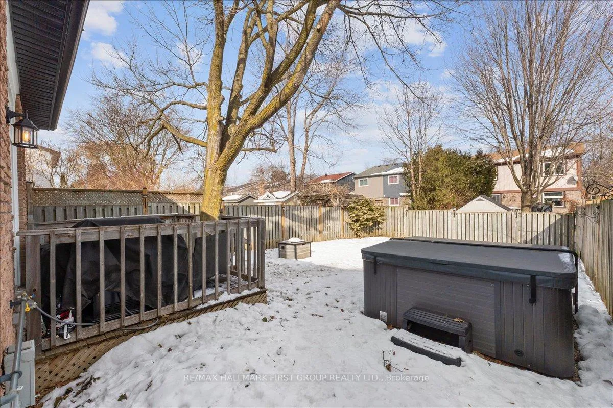 Photo 34 of 1793 Walnut Lane, Pickering, Liverpool — HOMEH