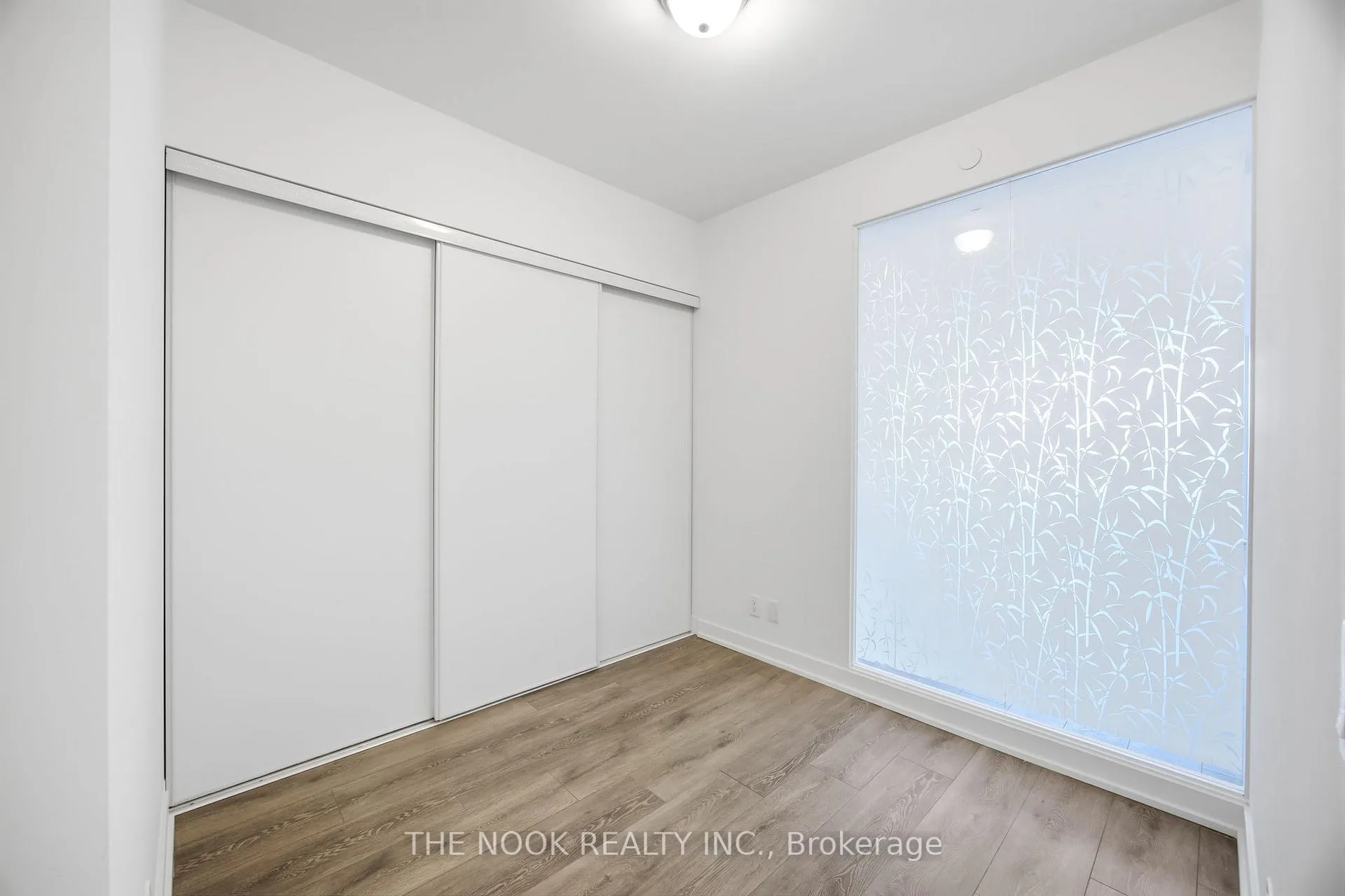 Photo 11 of Unit 802, 2 Manderley Drive, Scarborough, Birchcliffe-Cliffside — HOMEH