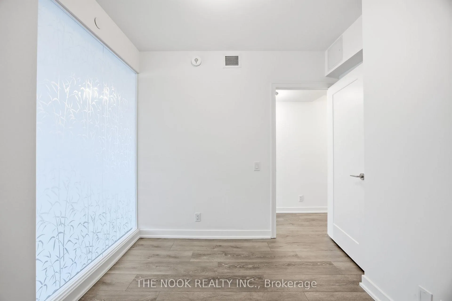 Photo 13 of Unit 802, 2 Manderley Drive, Scarborough, Birchcliffe-Cliffside — HOMEH