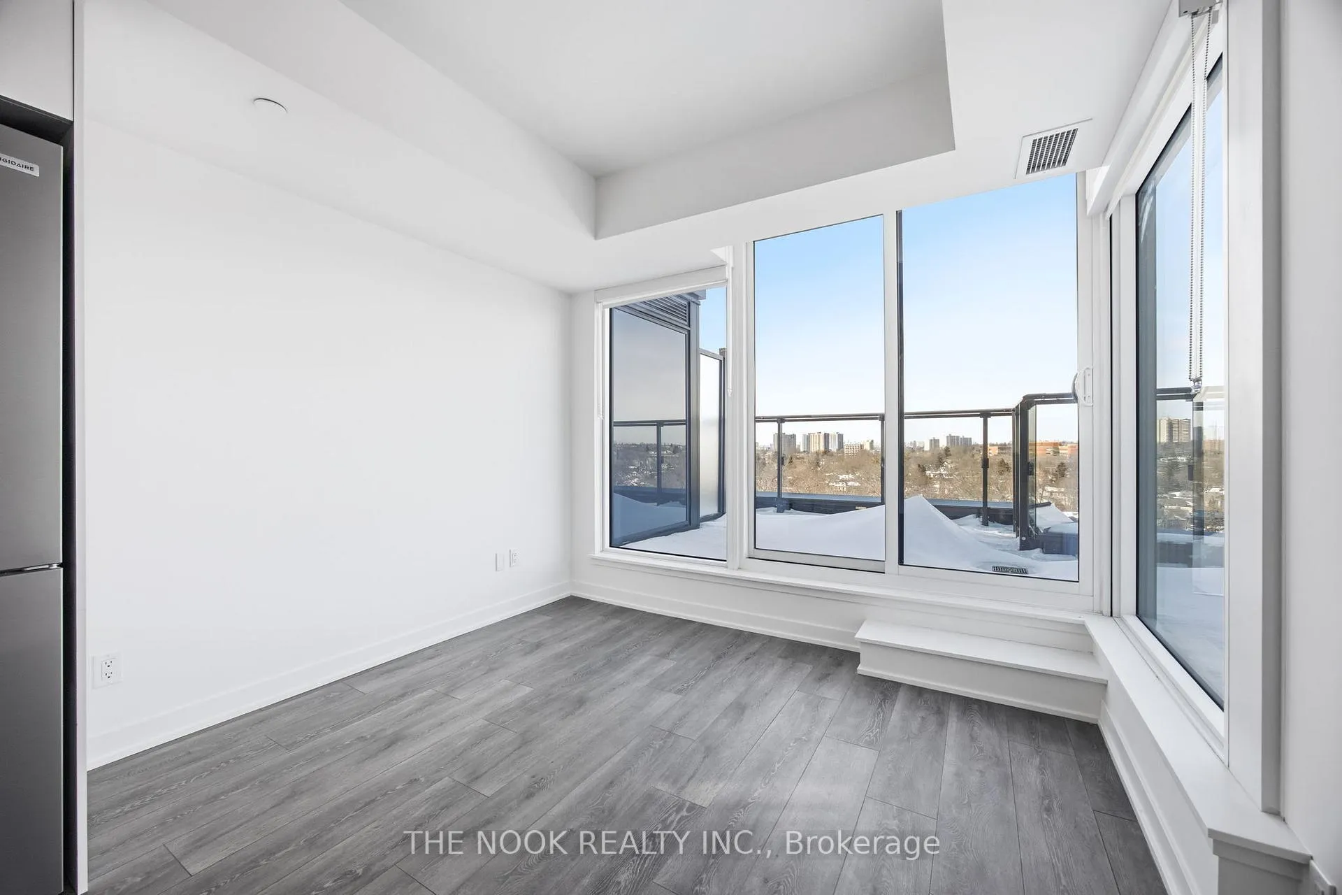 Photo 23 of Unit 802, 2 Manderley Drive, Scarborough, Birchcliffe-Cliffside — HOMEH