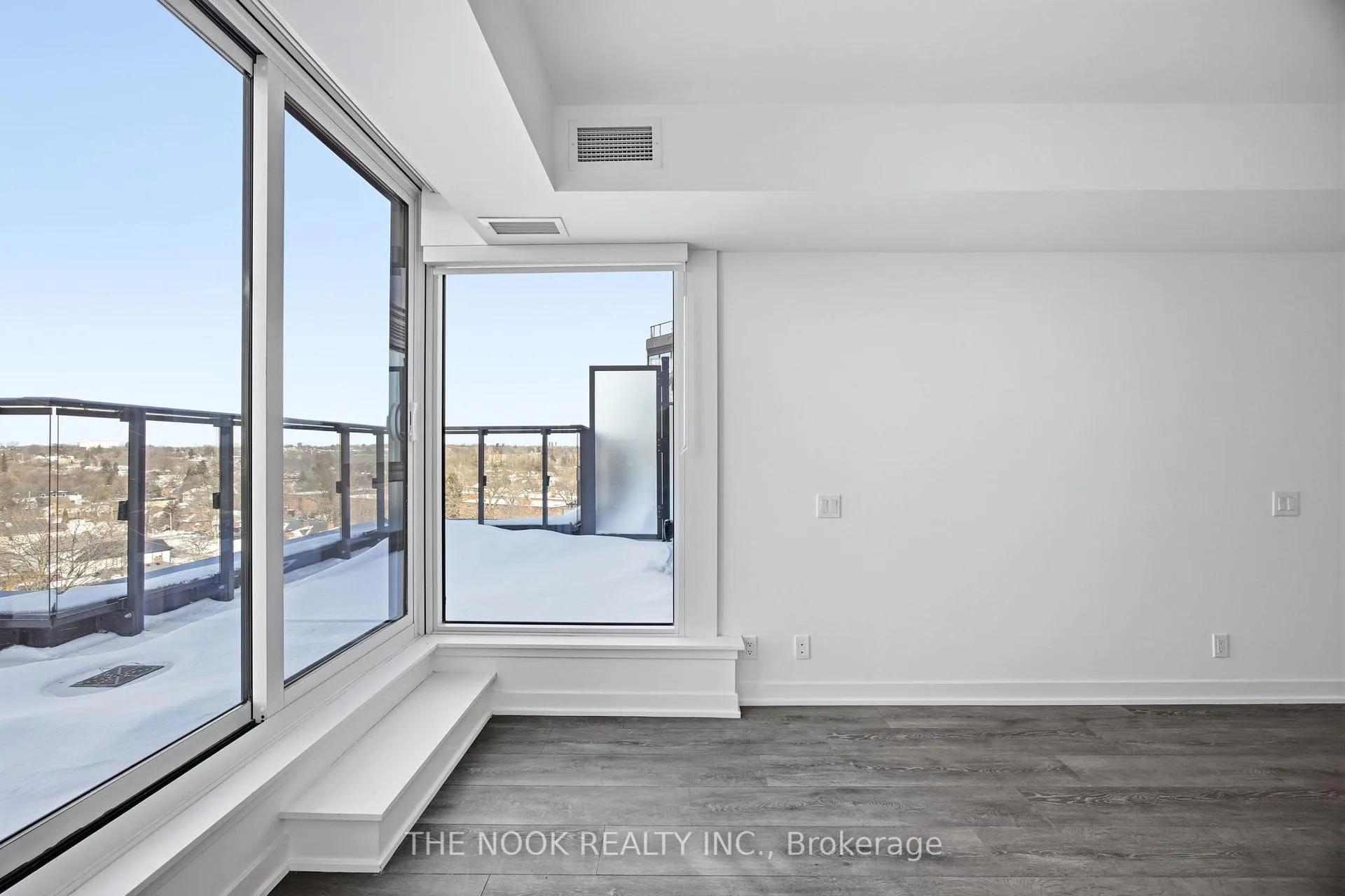 Photo 26 of Unit 802, 2 Manderley Drive, Scarborough, Birchcliffe-Cliffside — HOMEH