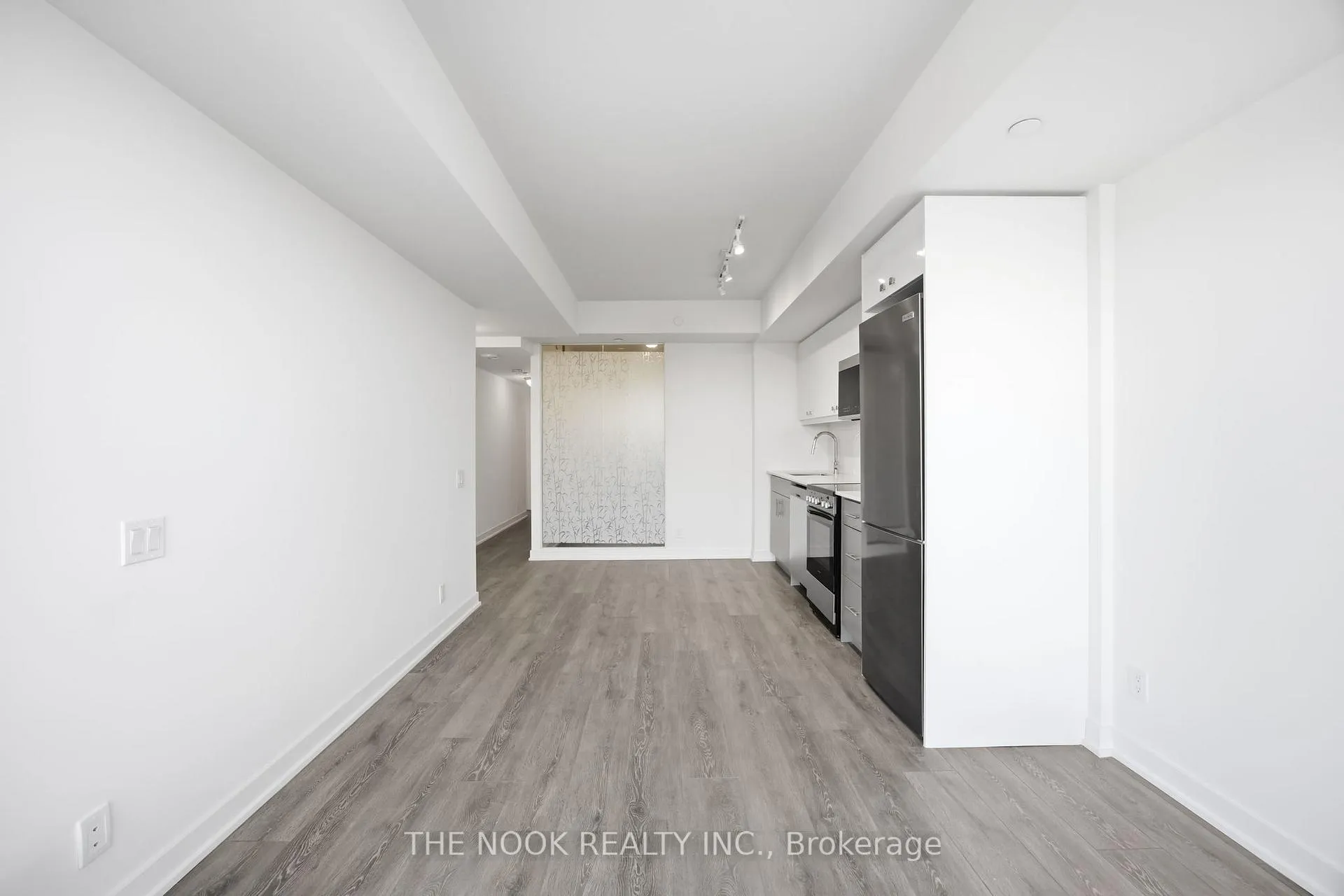 Photo 35 of Unit 802, 2 Manderley Drive, Scarborough, Birchcliffe-Cliffside — HOMEH