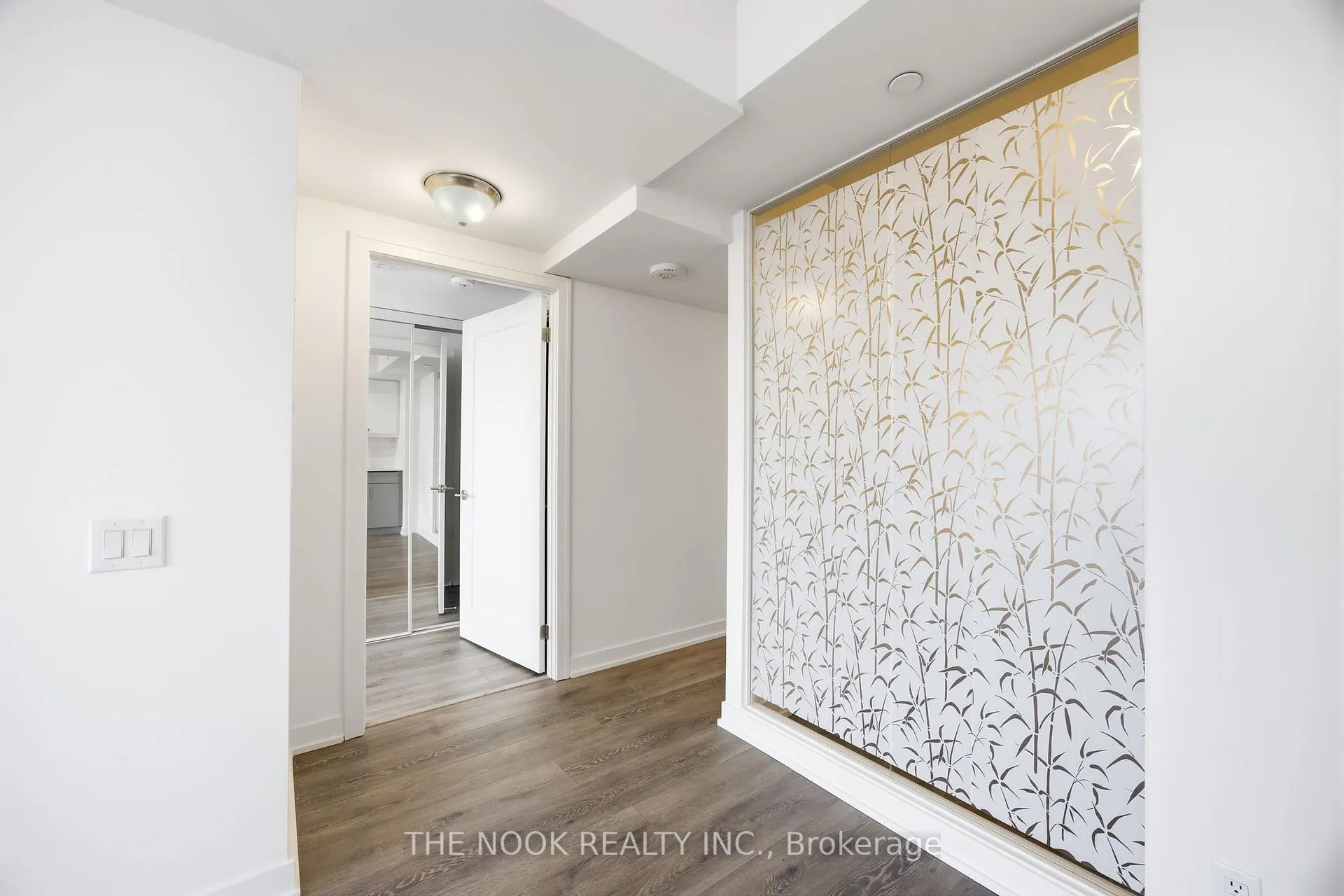 Photo 36 of Unit 802, 2 Manderley Drive, Scarborough, Birchcliffe-Cliffside — HOMEH