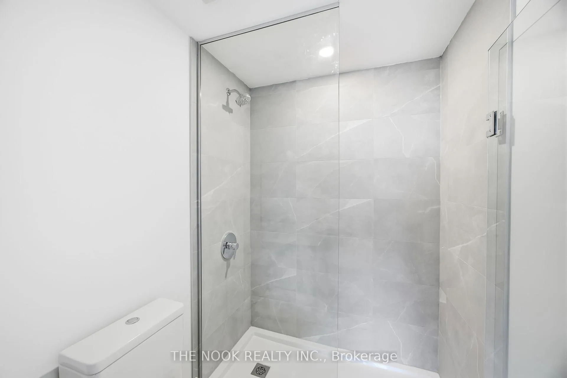 Photo 43 of Unit 802, 2 Manderley Drive, Scarborough, Birchcliffe-Cliffside — HOMEH