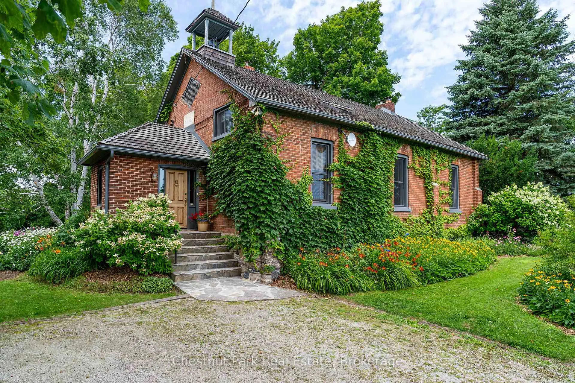 Front of 137312 Grey Road 12