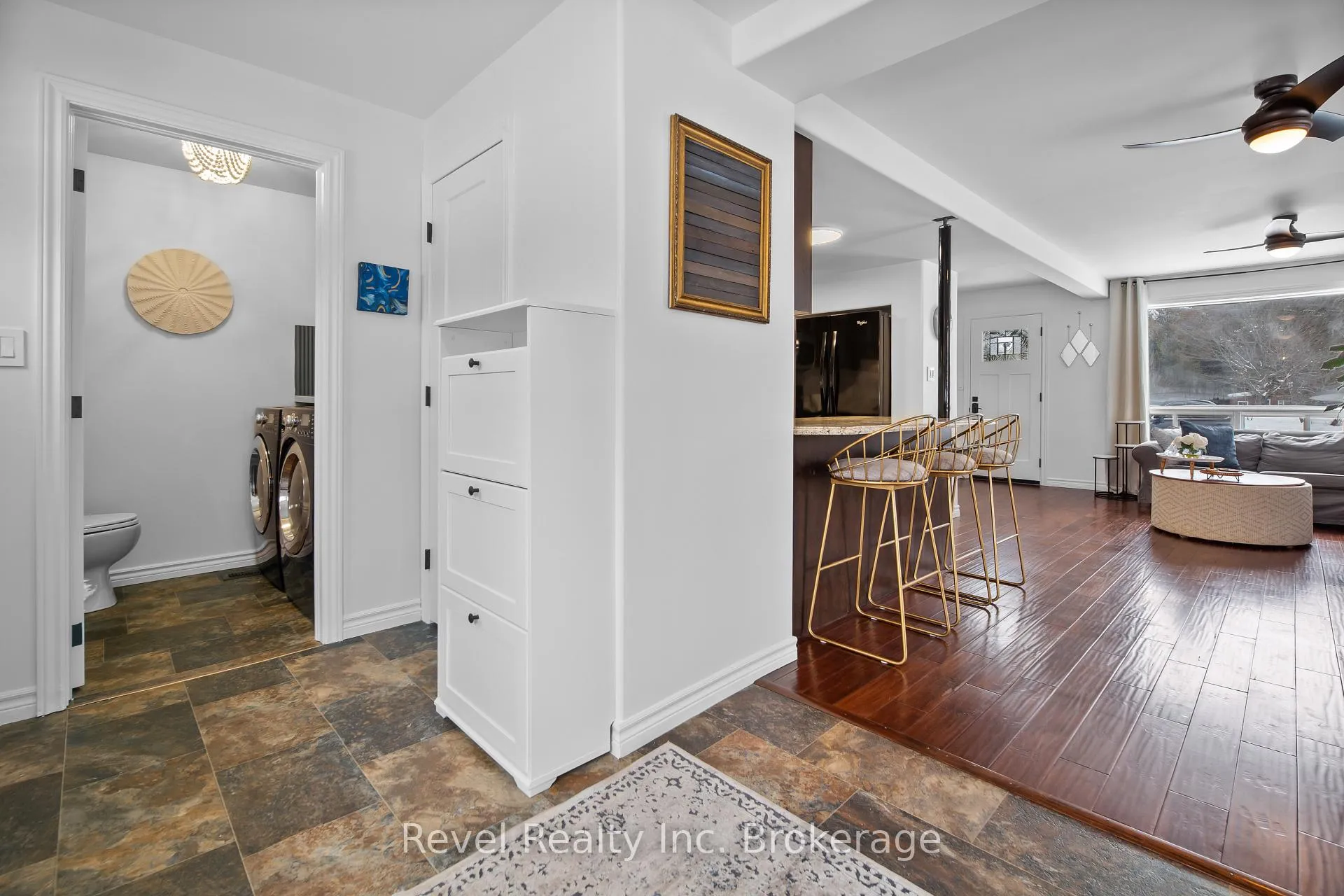 Photo 15 of 687 Oakwood Road, Powassan — HOMEH
