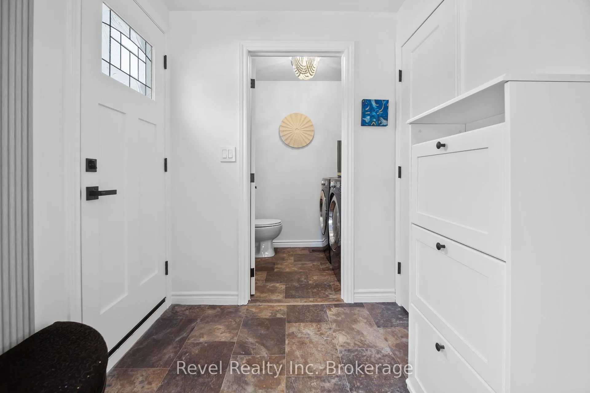 Photo 16 of 687 Oakwood Road, Powassan — HOMEH