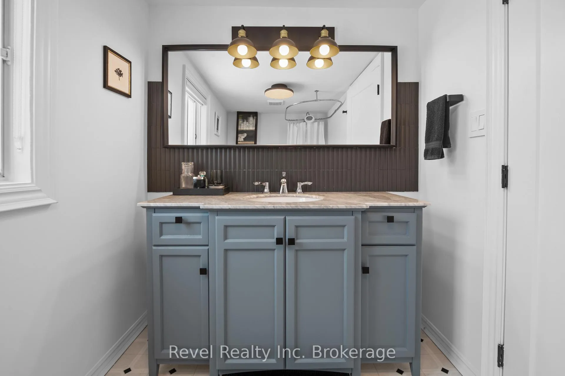 Photo 26 of 687 Oakwood Road, Powassan — HOMEH