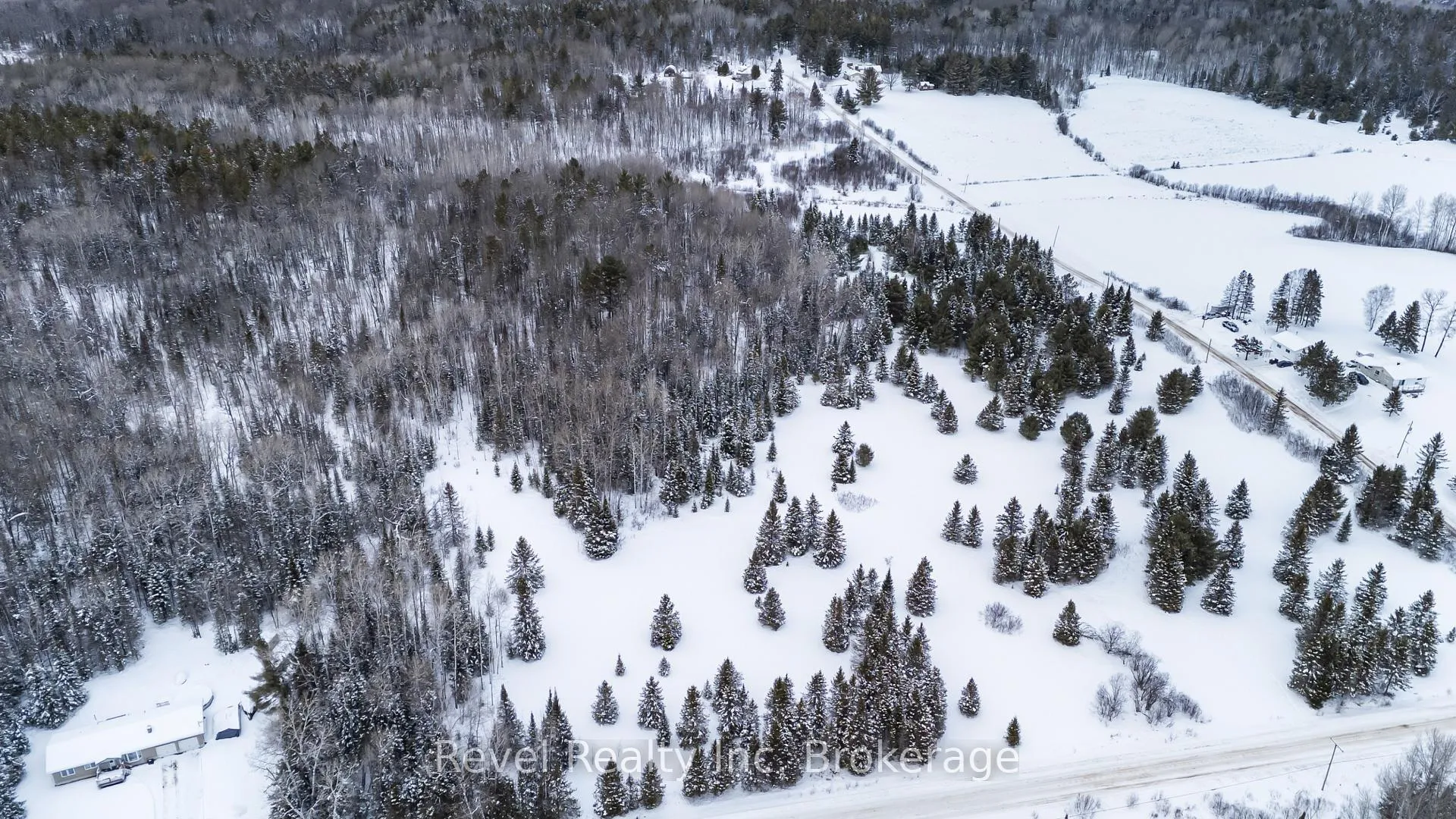 Photo 44 of 687 Oakwood Road, Powassan — HOMEH