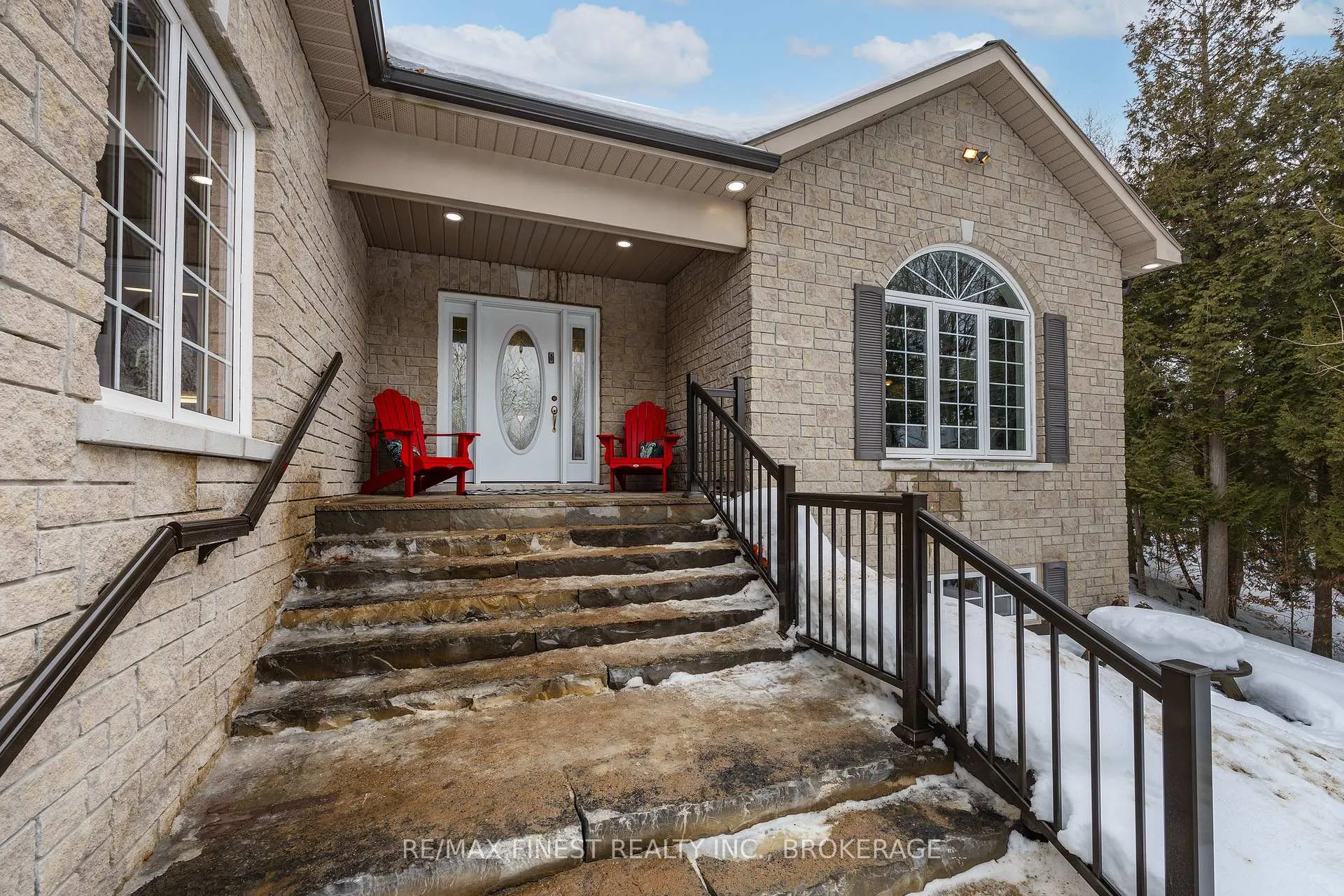 Photo 4 of 5885 Davey Drive, Frontenac, Frontenac South — HOMEH