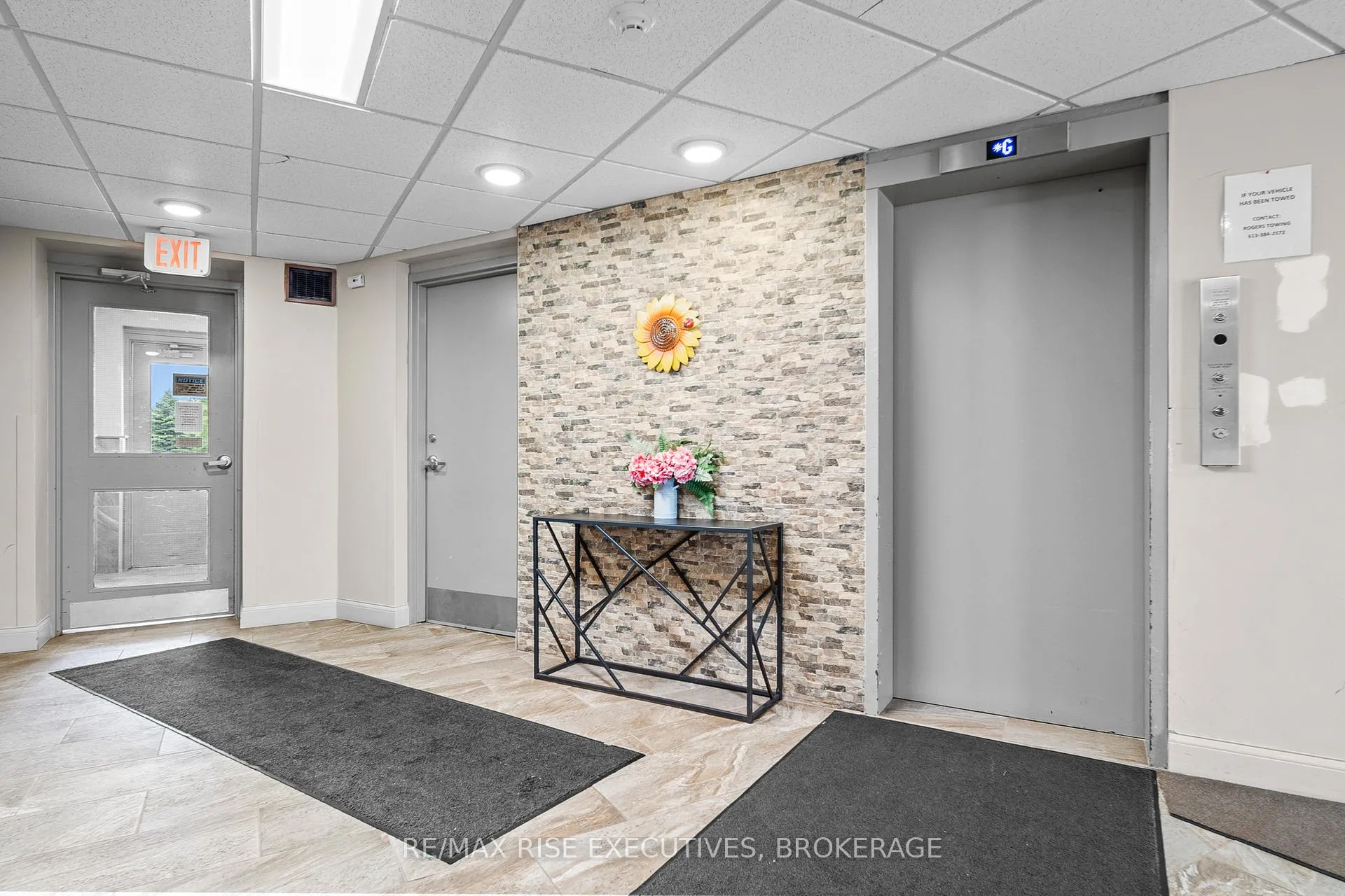 Photo 5 of Unit 507, 17 Eldon Hall Place, Kingston, Central City West — HOMEH
