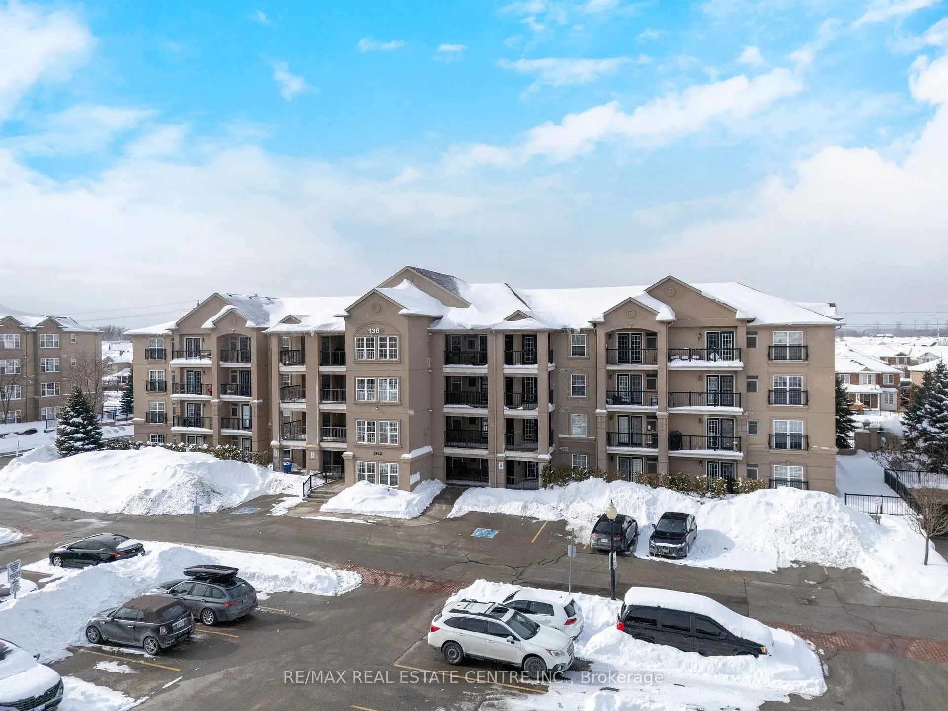 Front of Unit 304, 1360 Main Street E