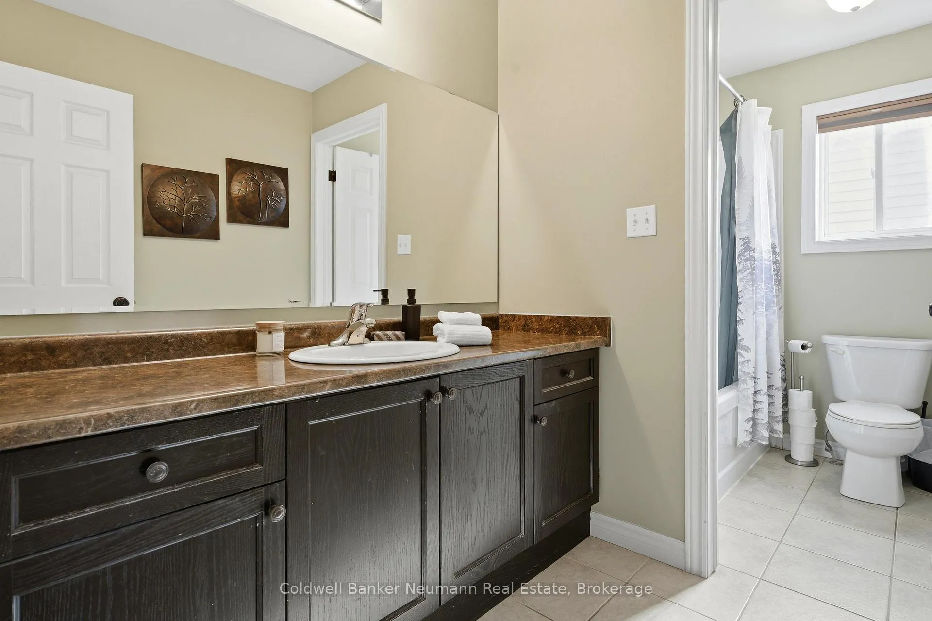 Photo 16 of 116 Sammon Drive, Guelph/Eramosa, Rockwood — HOMEH
