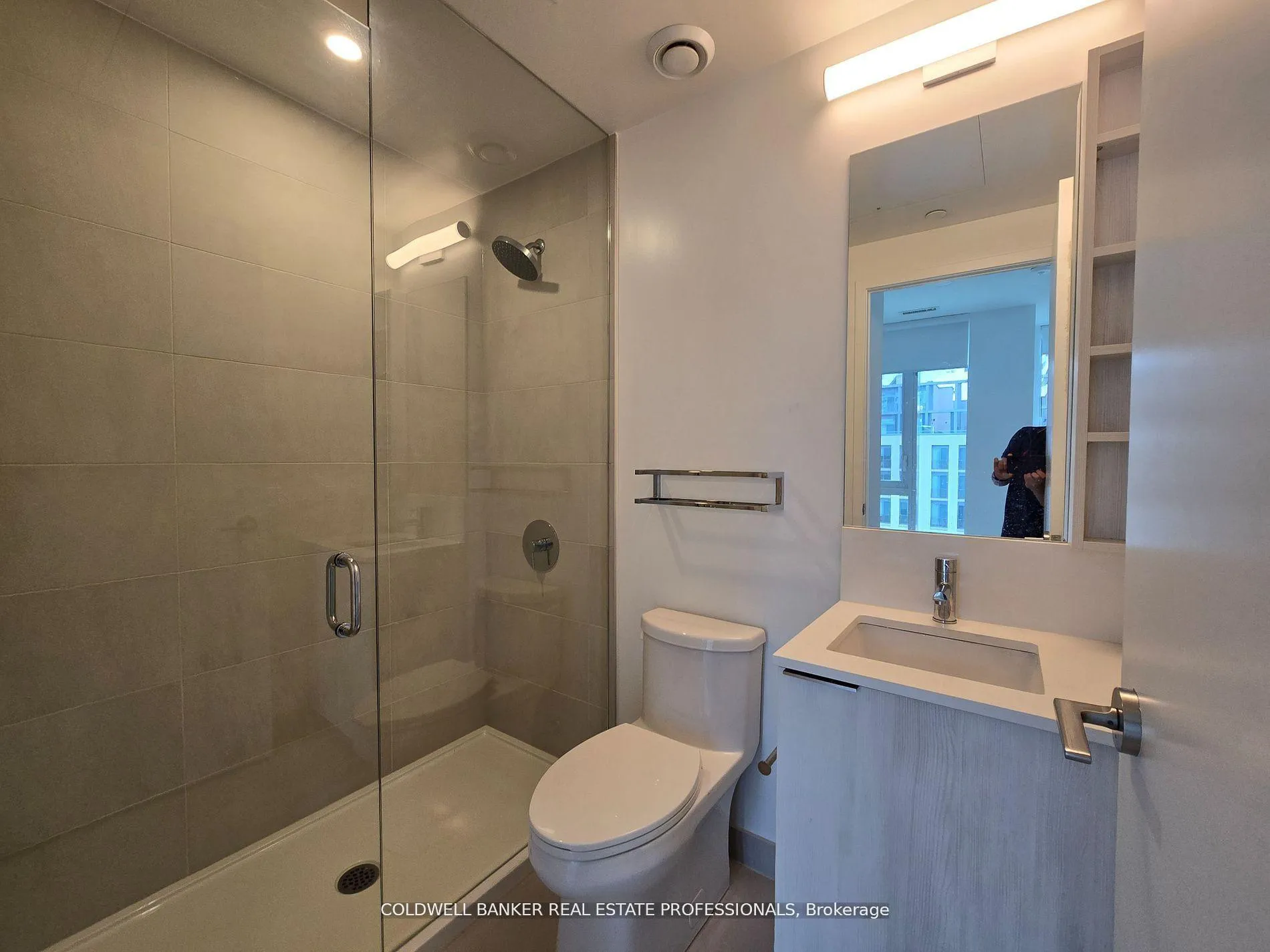 Photo 3 of Unit 502, 7890 Jane Street, Vaughan, Vaughan Corporate Centre — HOMEH