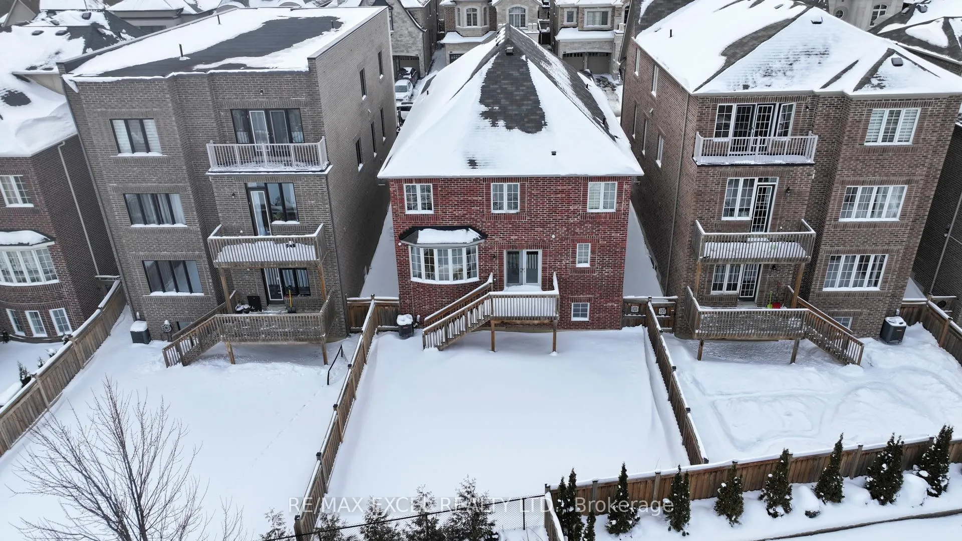 Photo 3 of 83 Baldry Avenue, Vaughan, Patterson — HOMEH