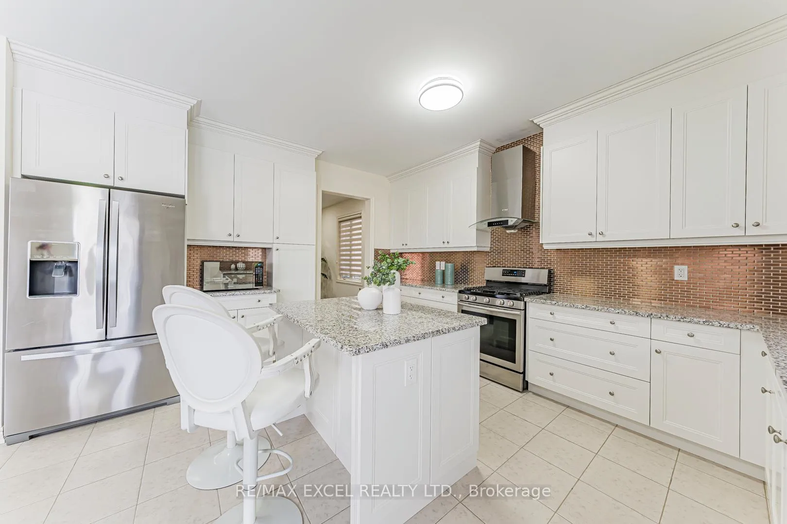 Photo 14 of 83 Baldry Avenue, Vaughan, Patterson — HOMEH