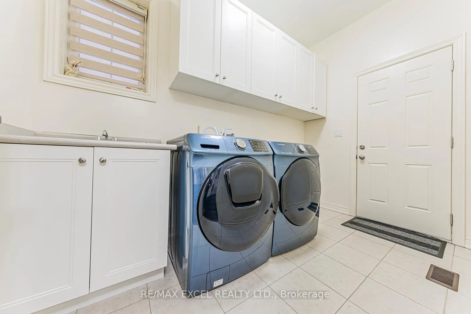 Photo 18 of 83 Baldry Avenue, Vaughan, Patterson — HOMEH