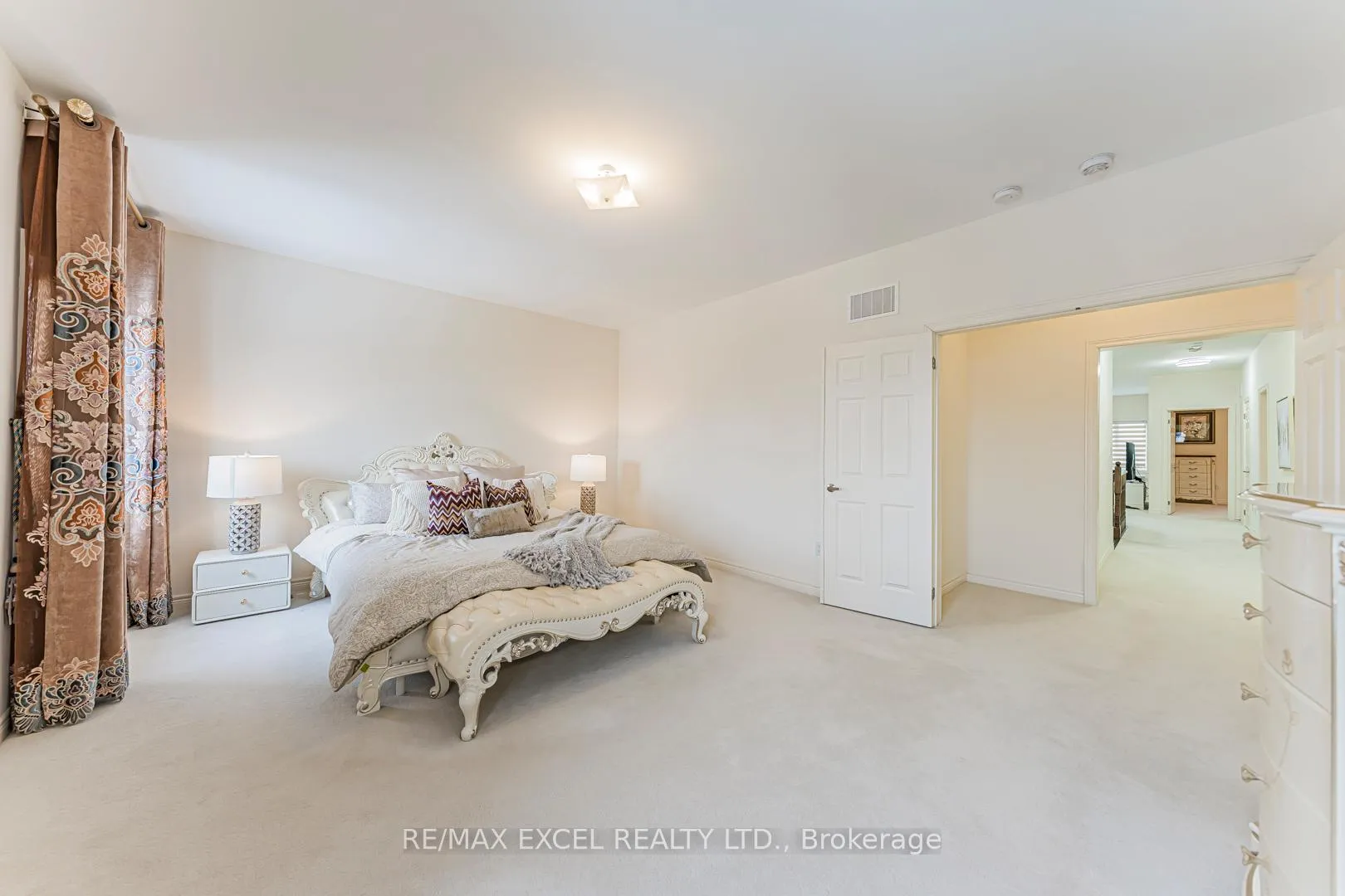 Photo 23 of 83 Baldry Avenue, Vaughan, Patterson — HOMEH