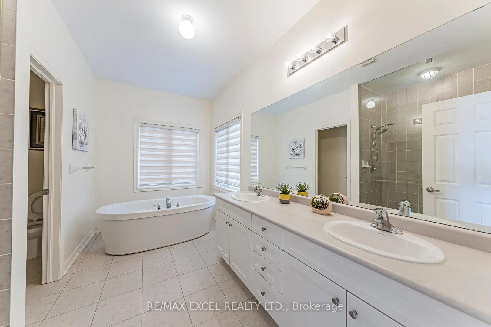 Photo 24 of 83 Baldry Avenue, Vaughan, Patterson — HOMEH