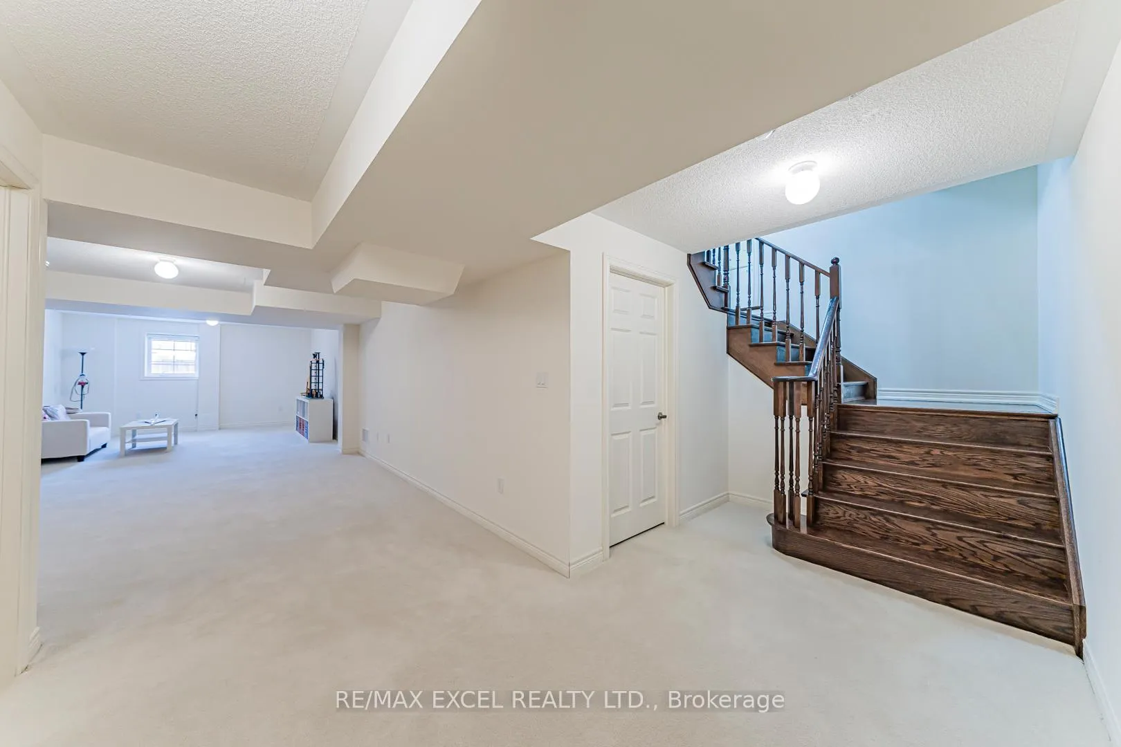 Photo 33 of 83 Baldry Avenue, Vaughan, Patterson — HOMEH