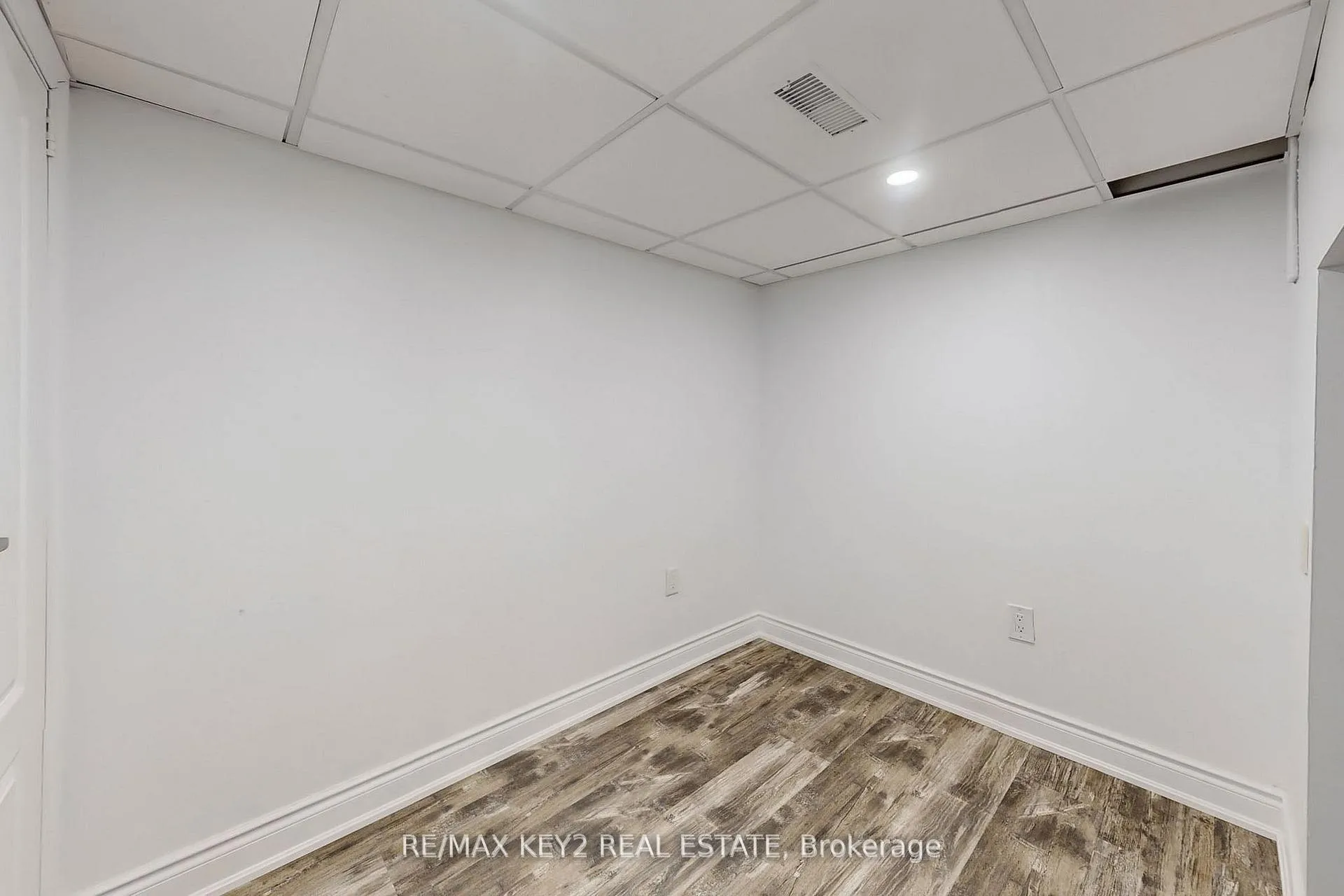 Photo 42 of 1617 Frolis Street, Oshawa, Taunton — HOMEH