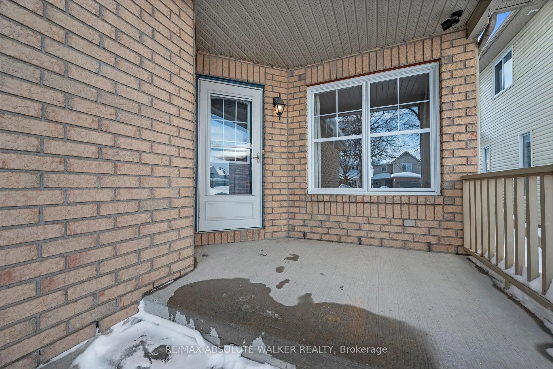 Photo 2 of 56 Vermont Avenue, Ottawa, Barrhaven East — HOMEH