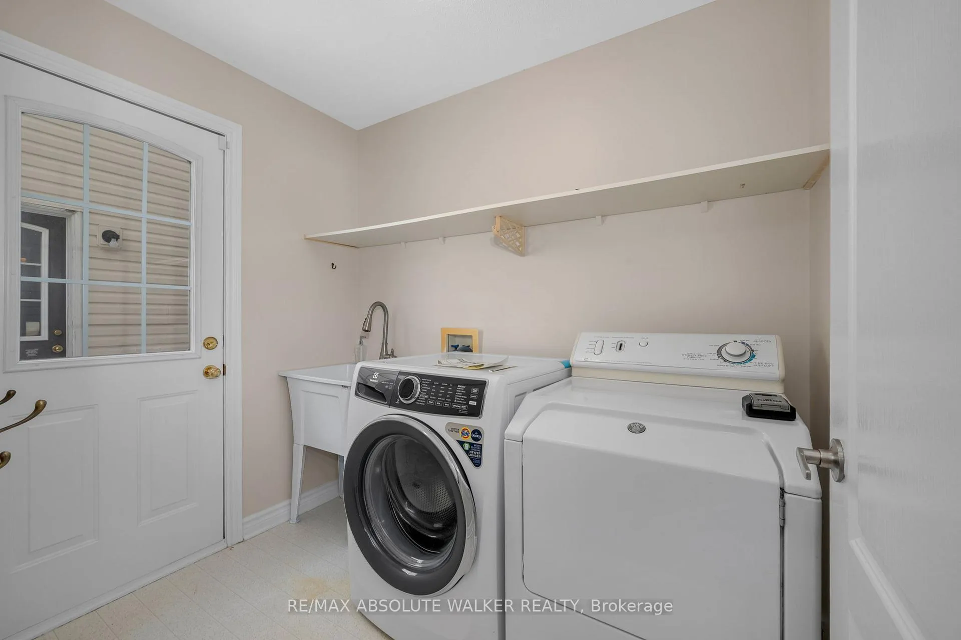 Photo 26 of 56 Vermont Avenue, Ottawa, Barrhaven East — HOMEH