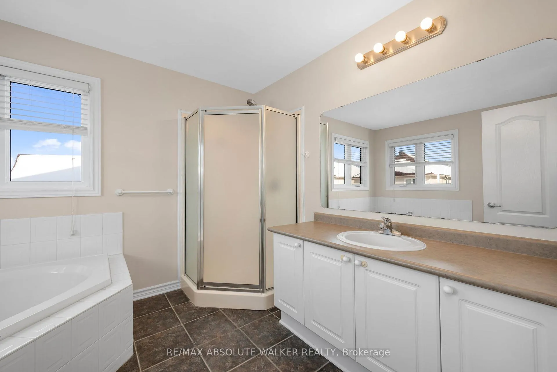 Photo 30 of 56 Vermont Avenue, Ottawa, Barrhaven East — HOMEH