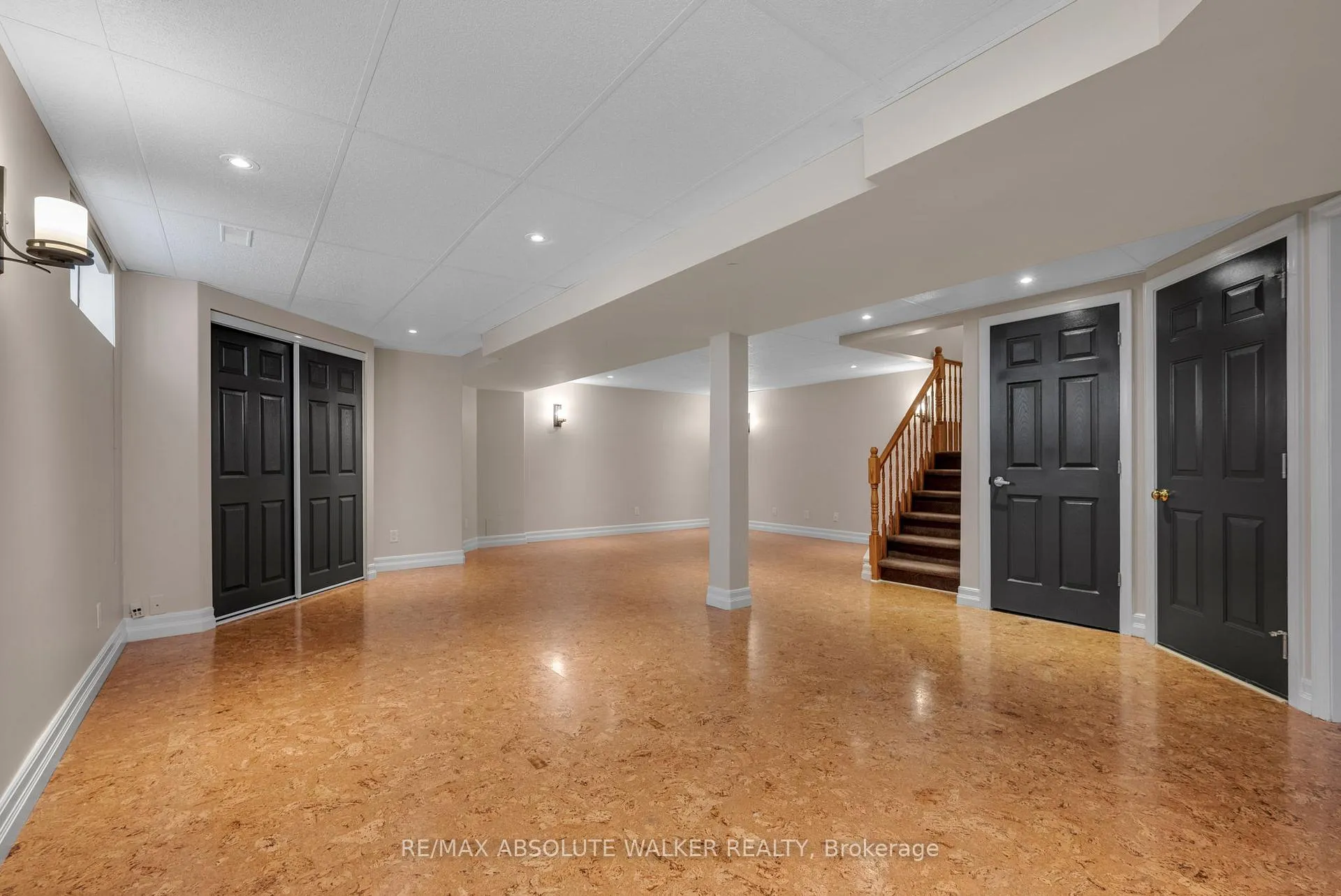 Photo 35 of 56 Vermont Avenue, Ottawa, Barrhaven East — HOMEH