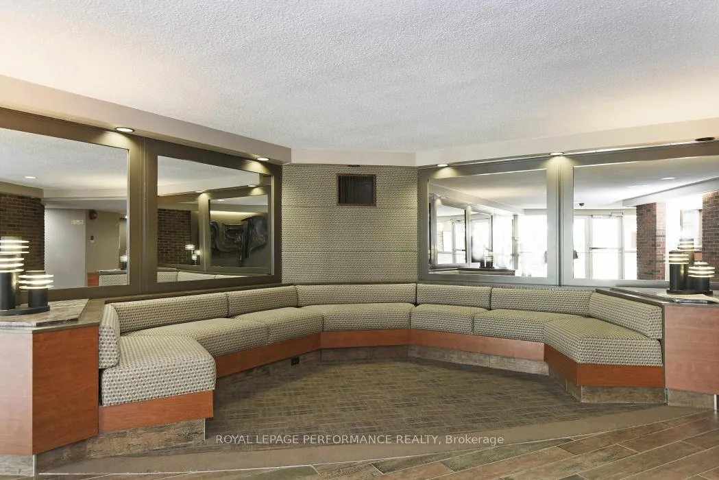 Photo 5 of Unit 1012, 20 Chesterton Drive, Ottawa, Borden Farm/Stewart Farm/Carleton Heights/Parkwood Hills — HOMEH