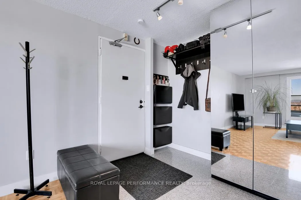 Photo 7 of Unit 1012, 20 Chesterton Drive, Ottawa, Borden Farm/Stewart Farm/Carleton Heights/Parkwood Hills — HOMEH