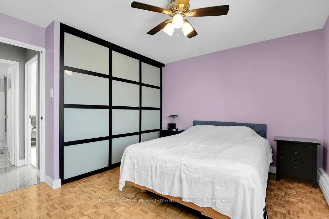 Photo 19 of Unit 1012, 20 Chesterton Drive, Ottawa, Borden Farm/Stewart Farm/Carleton Heights/Parkwood Hills — HOMEH