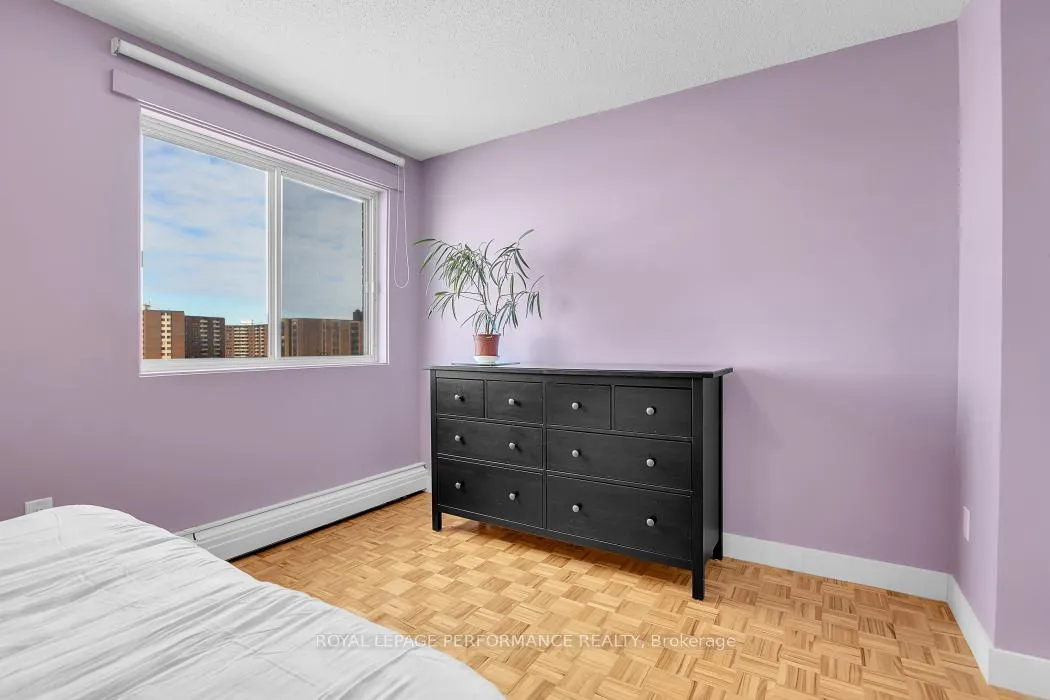 Photo 20 of Unit 1012, 20 Chesterton Drive, Ottawa, Borden Farm/Stewart Farm/Carleton Heights/Parkwood Hills — HOMEH