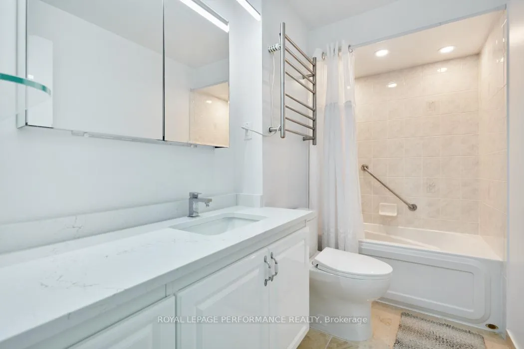 Photo 23 of Unit 1012, 20 Chesterton Drive, Ottawa, Borden Farm/Stewart Farm/Carleton Heights/Parkwood Hills — HOMEH