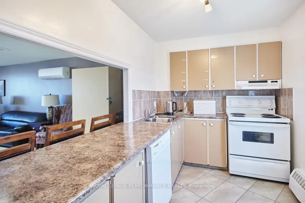 Photo 30 of Unit 1012, 20 Chesterton Drive, Ottawa, Borden Farm/Stewart Farm/Carleton Heights/Parkwood Hills — HOMEH